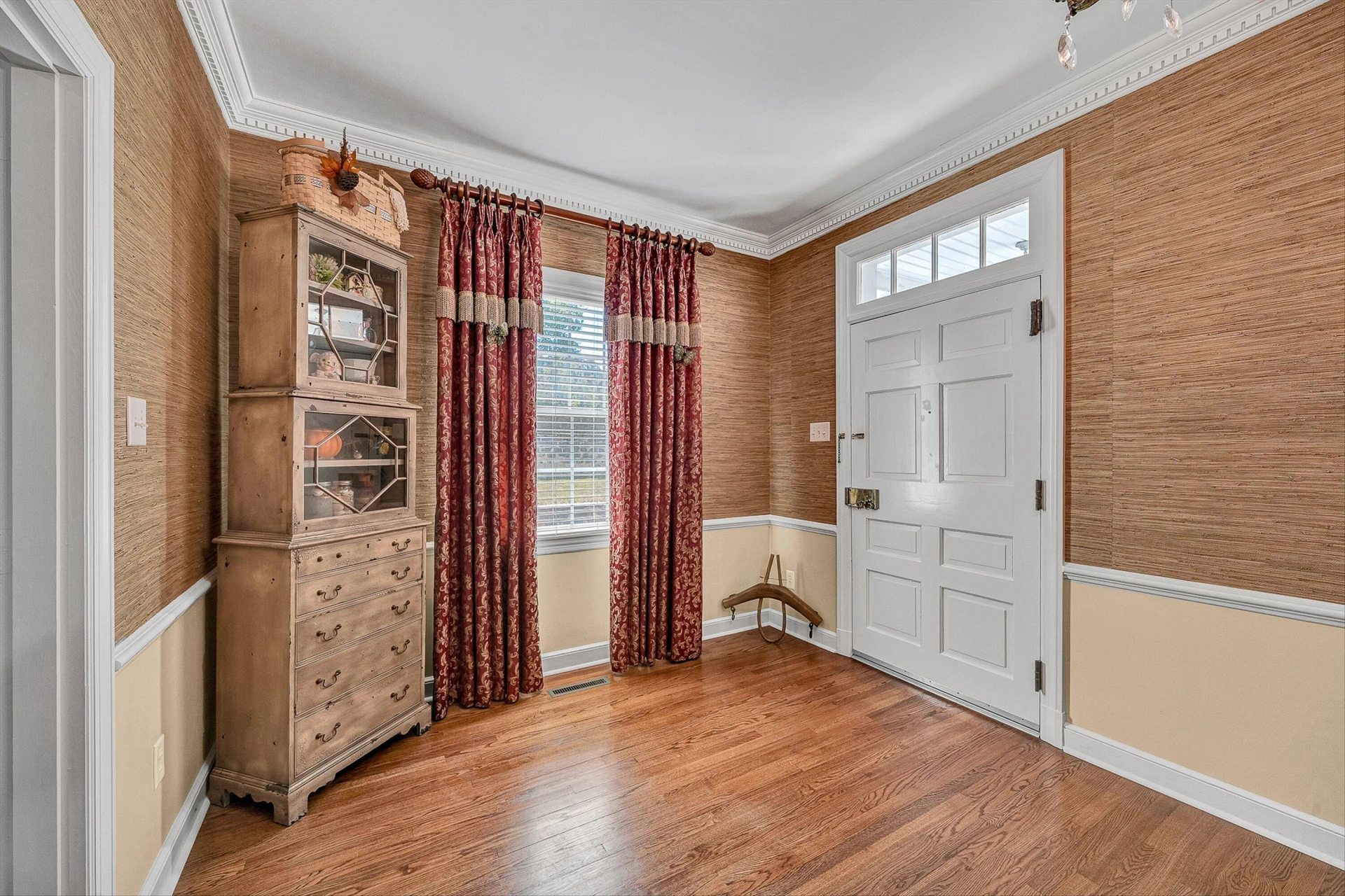 260 Peaceful Valley LN - Photo 9