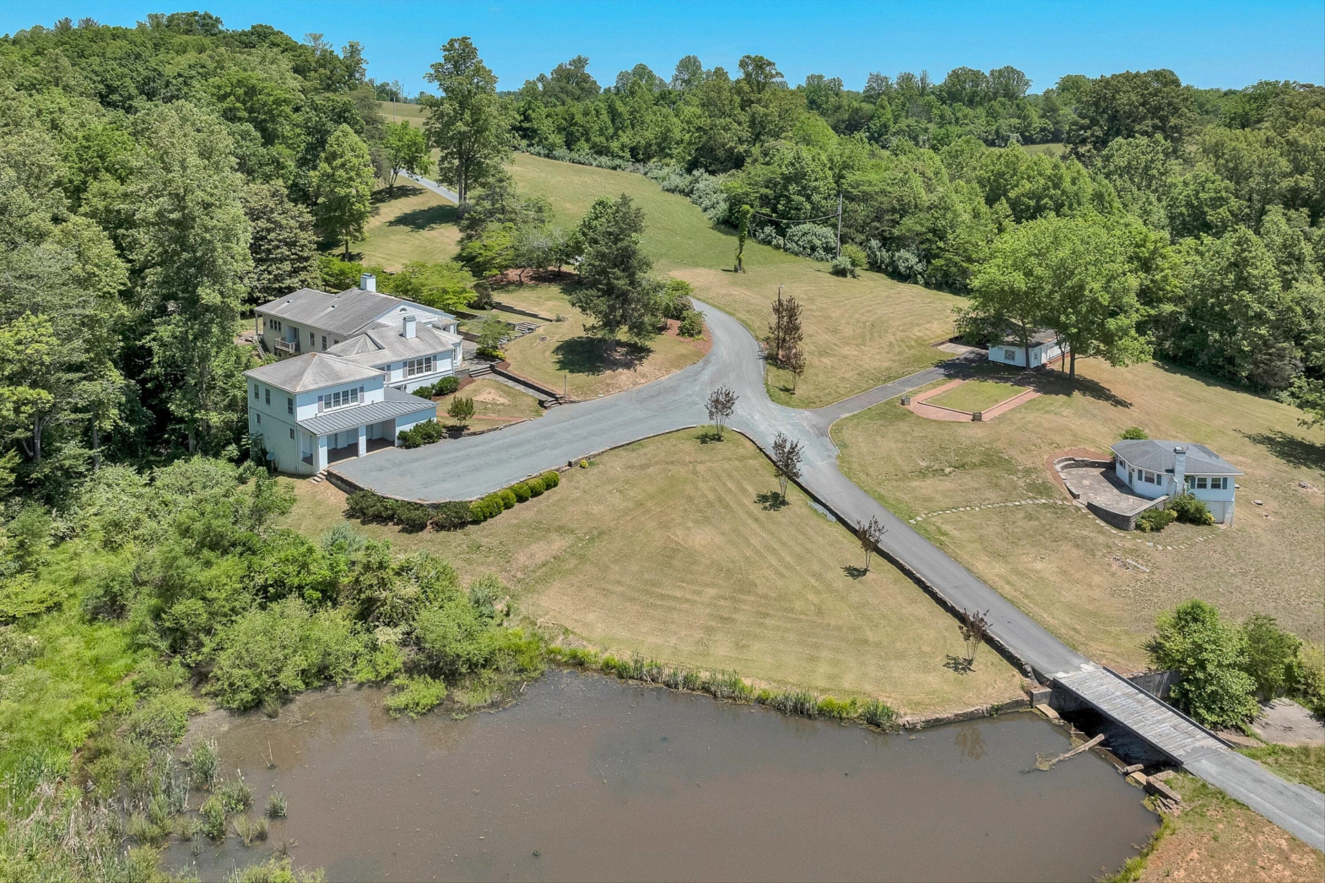 260 Peaceful Valley LN - Photo 81