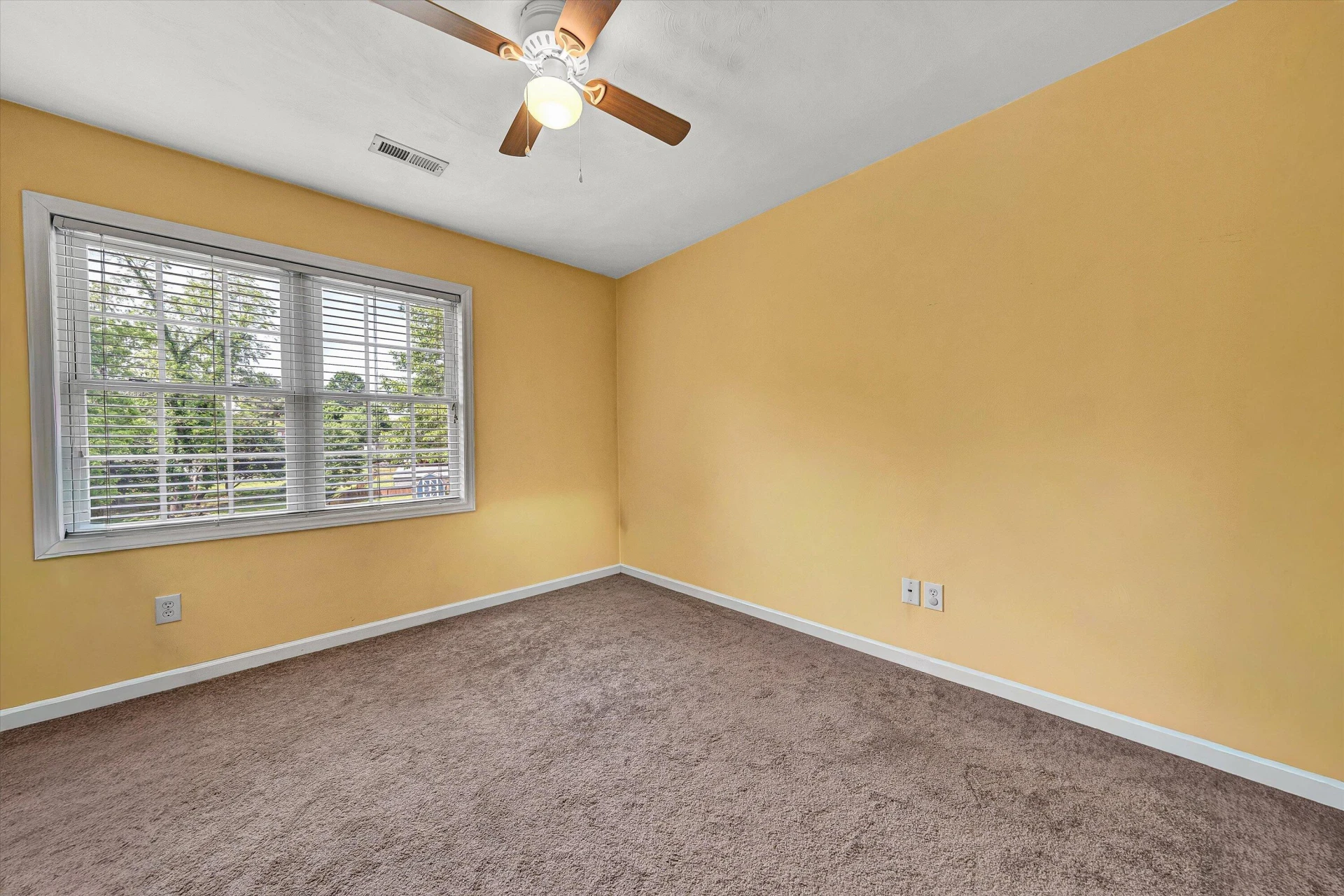 3808 Derby DR - Photo 28