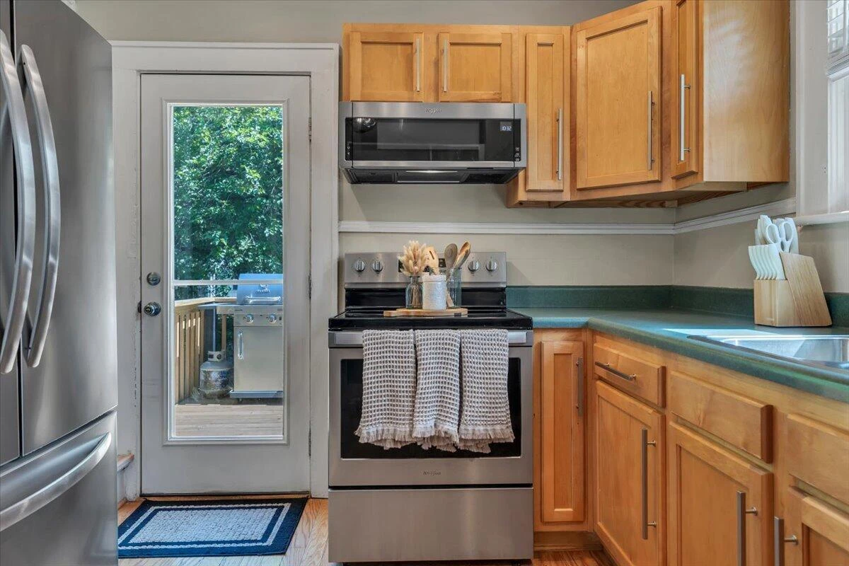 1205 Summit AVE - Photo 25