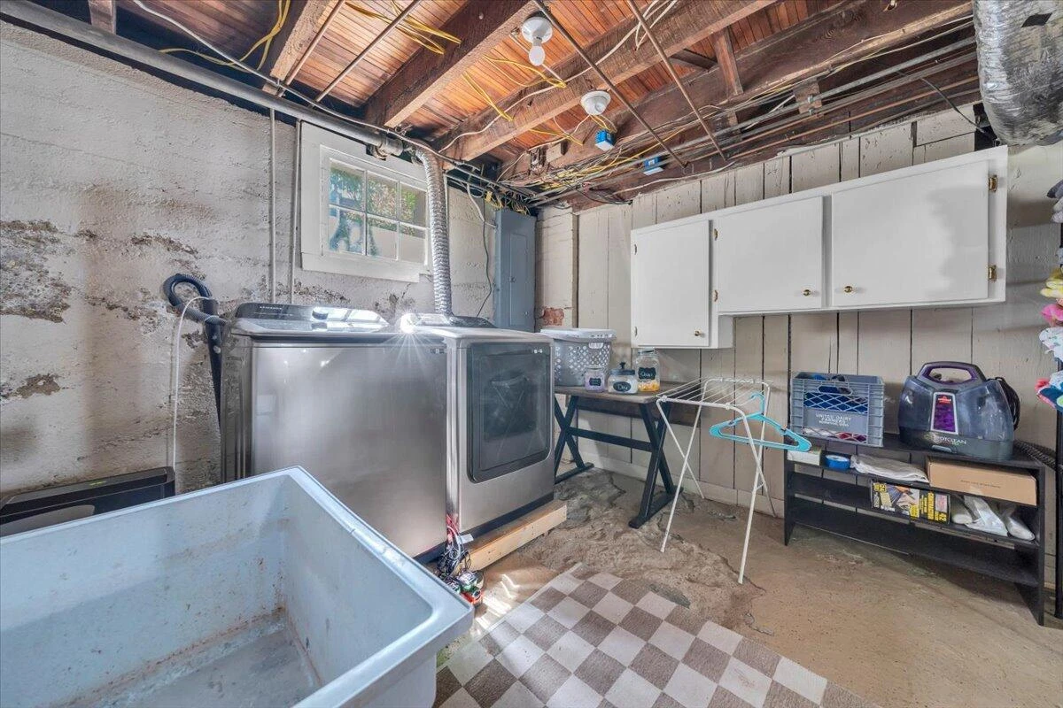 1205 Summit AVE - Photo 39