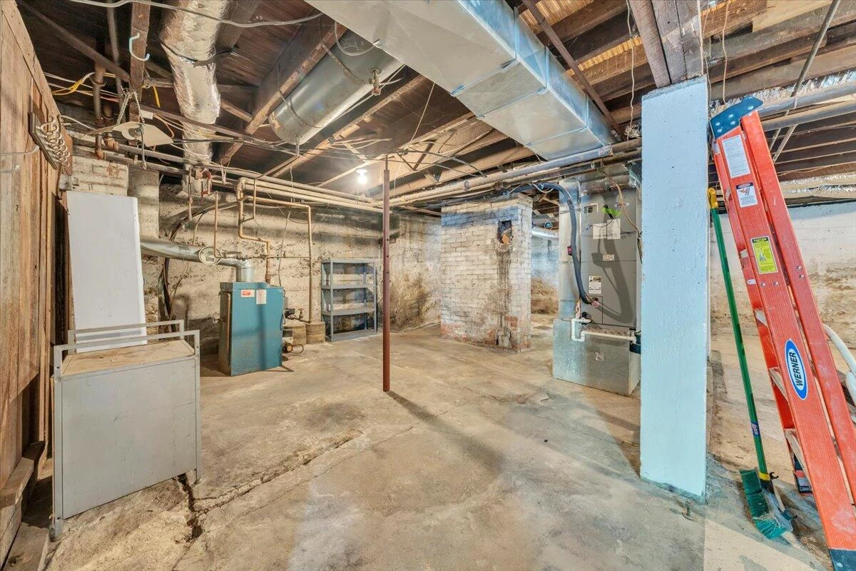 1205 Summit AVE - Photo 42