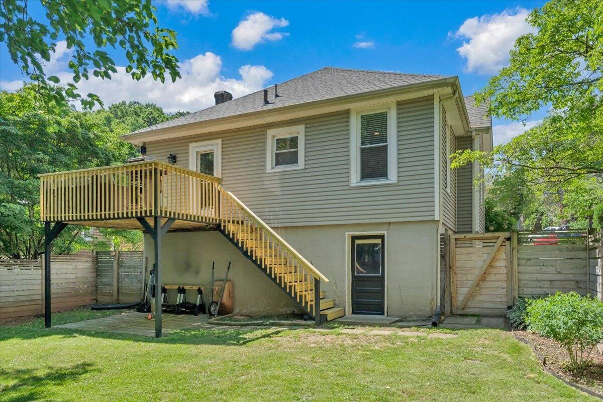 1205 Summit AVE - Photo 49