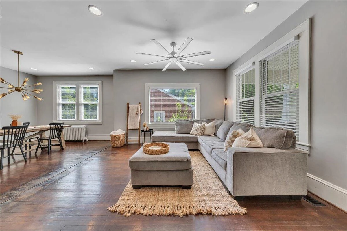 1205 Summit AVE - Photo 13