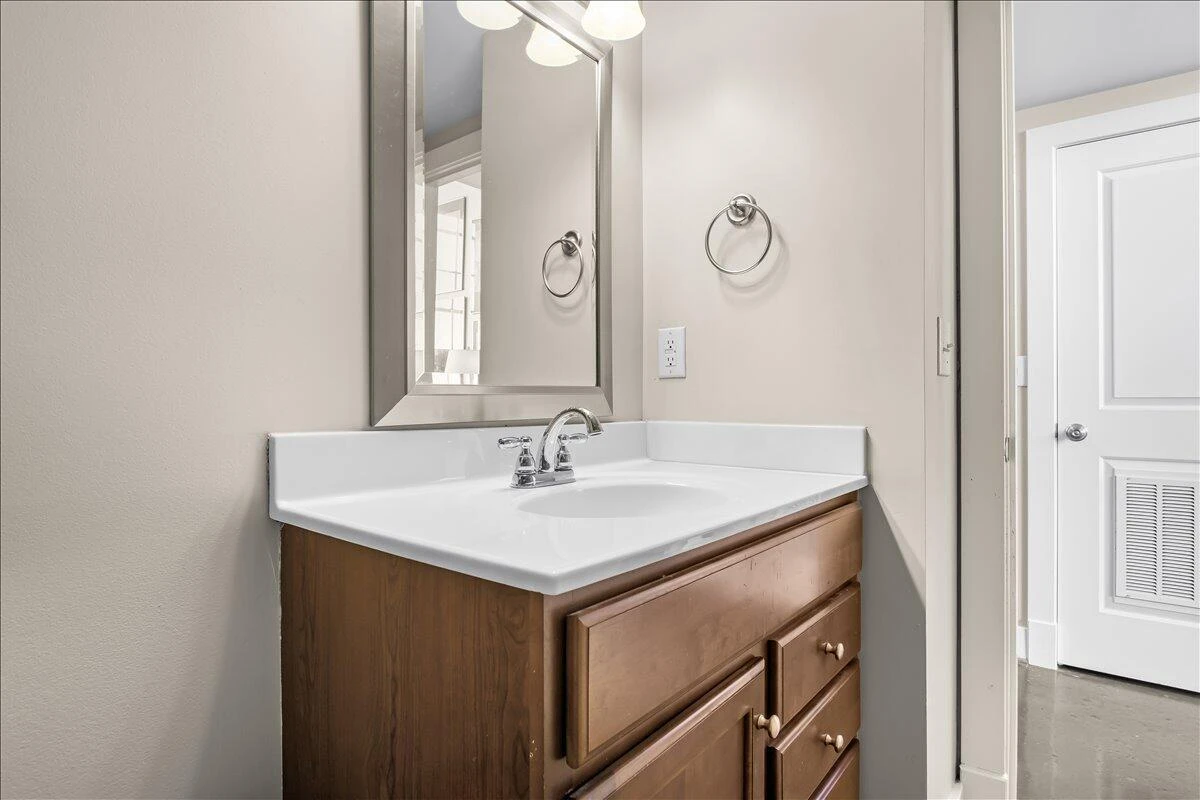 319 Campbell AVE #101 - Photo 13