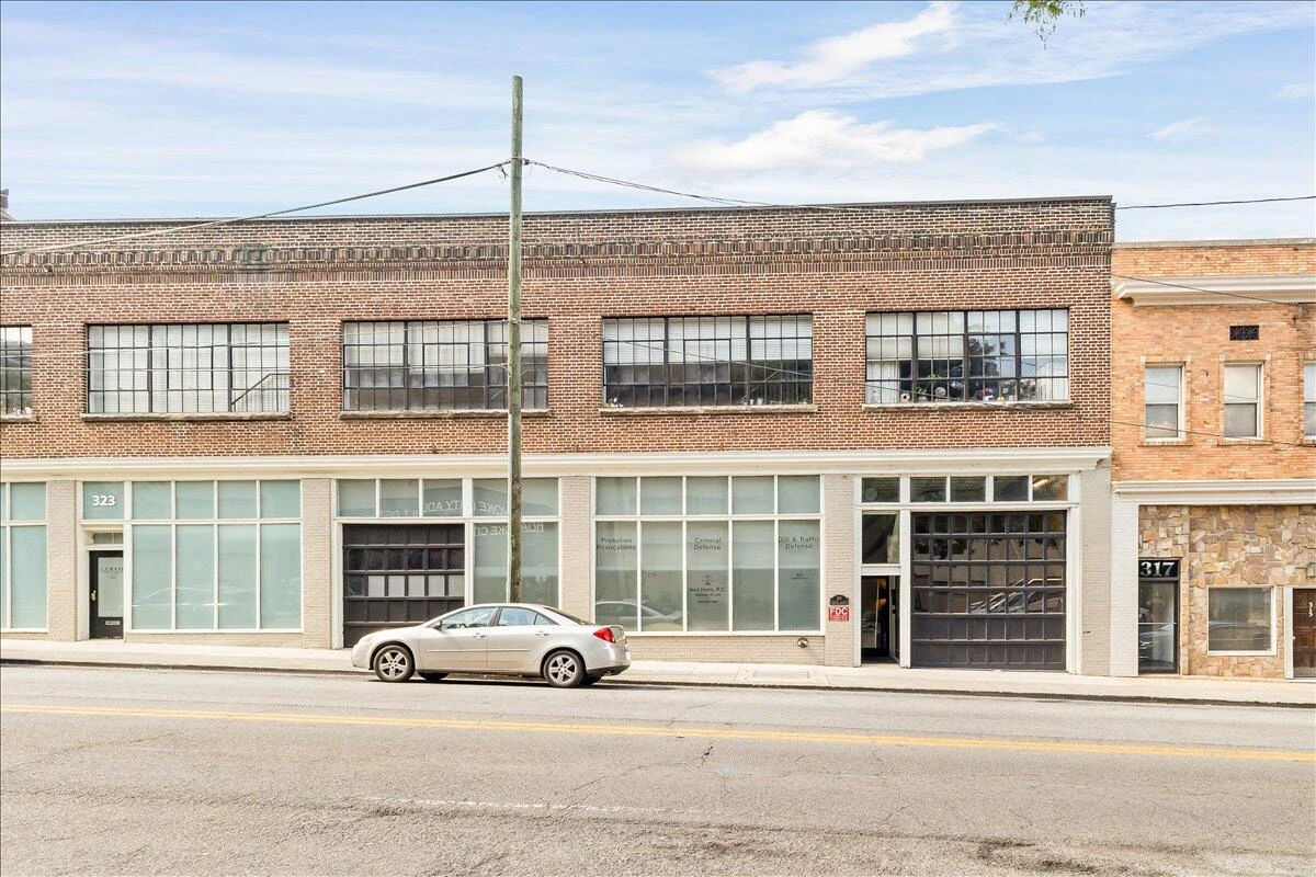 319 Campbell AVE #101 - Photo 2