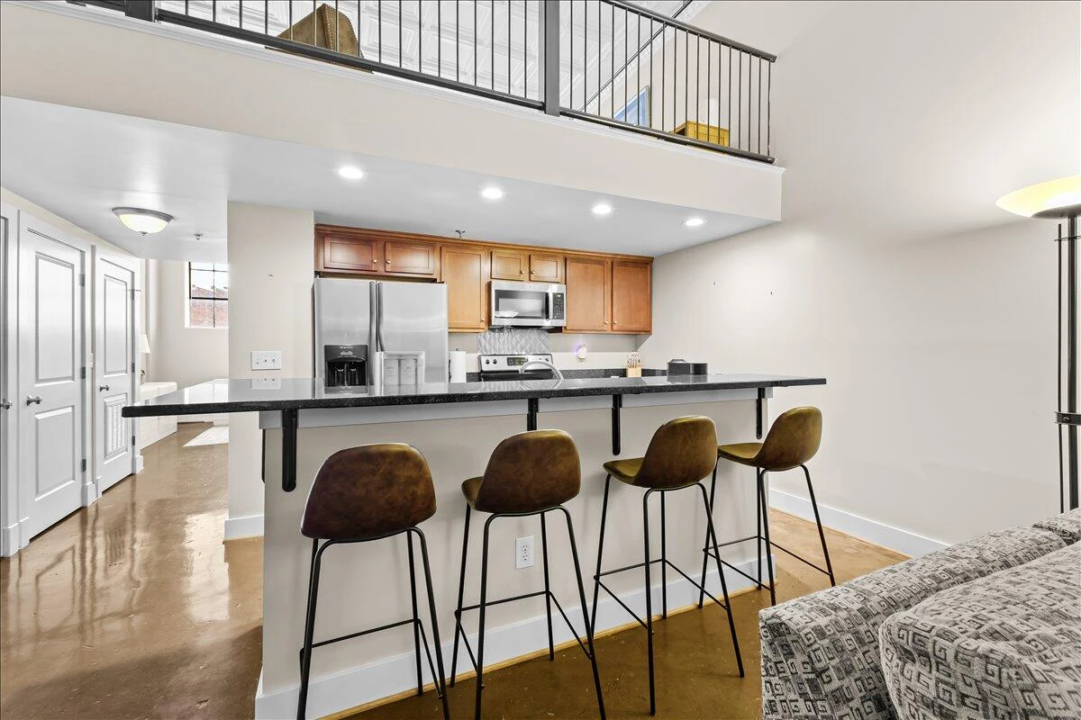 319 Campbell AVE #101 - Photo 6