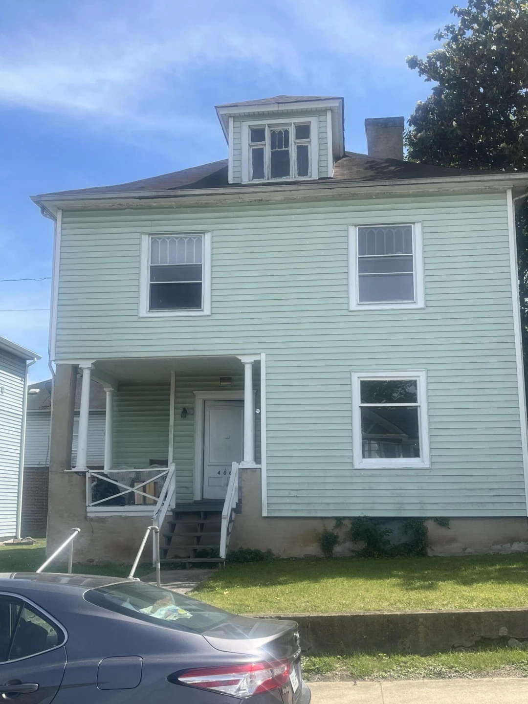 406 Mountain AVE