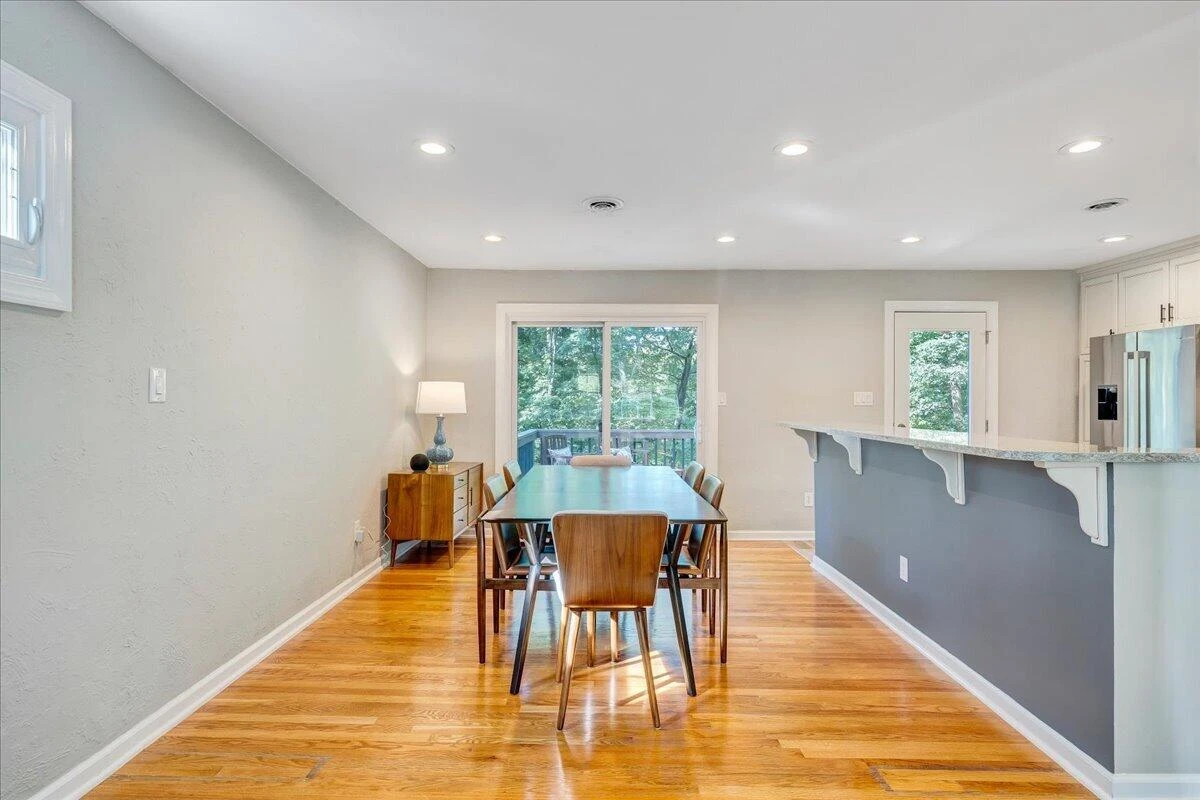 2116 Wesvan DR - Photo 10