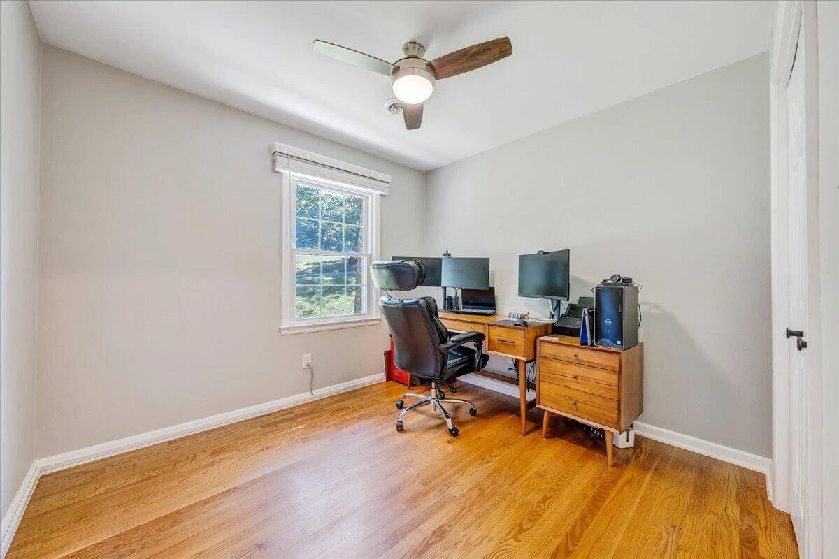 2116 Wesvan DR - Photo 36