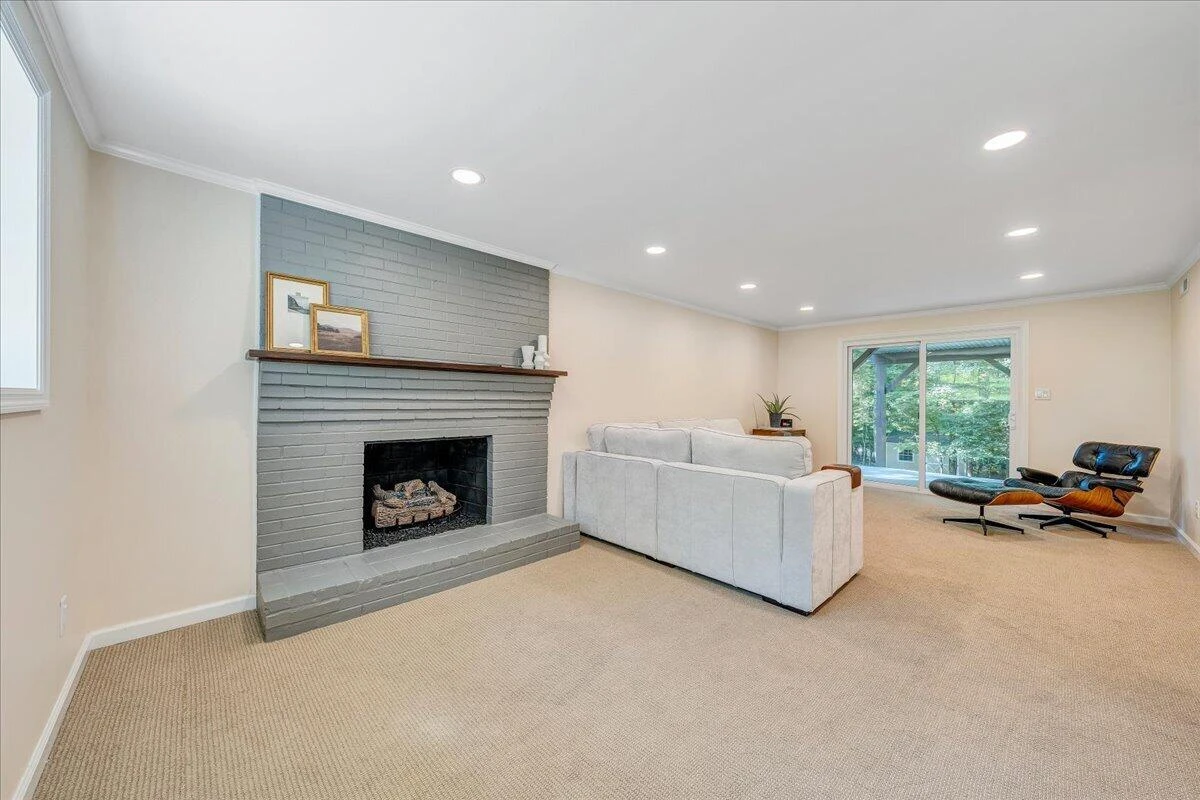 2116 Wesvan DR - Photo 38