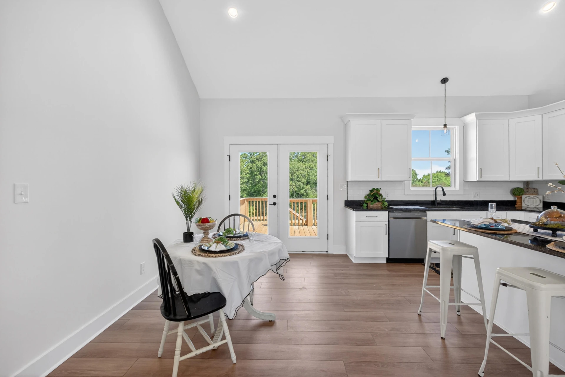 1805 Hickory Cove LN - Photo 19