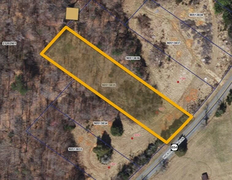 1805 Hickory Cove LN - Photo 42