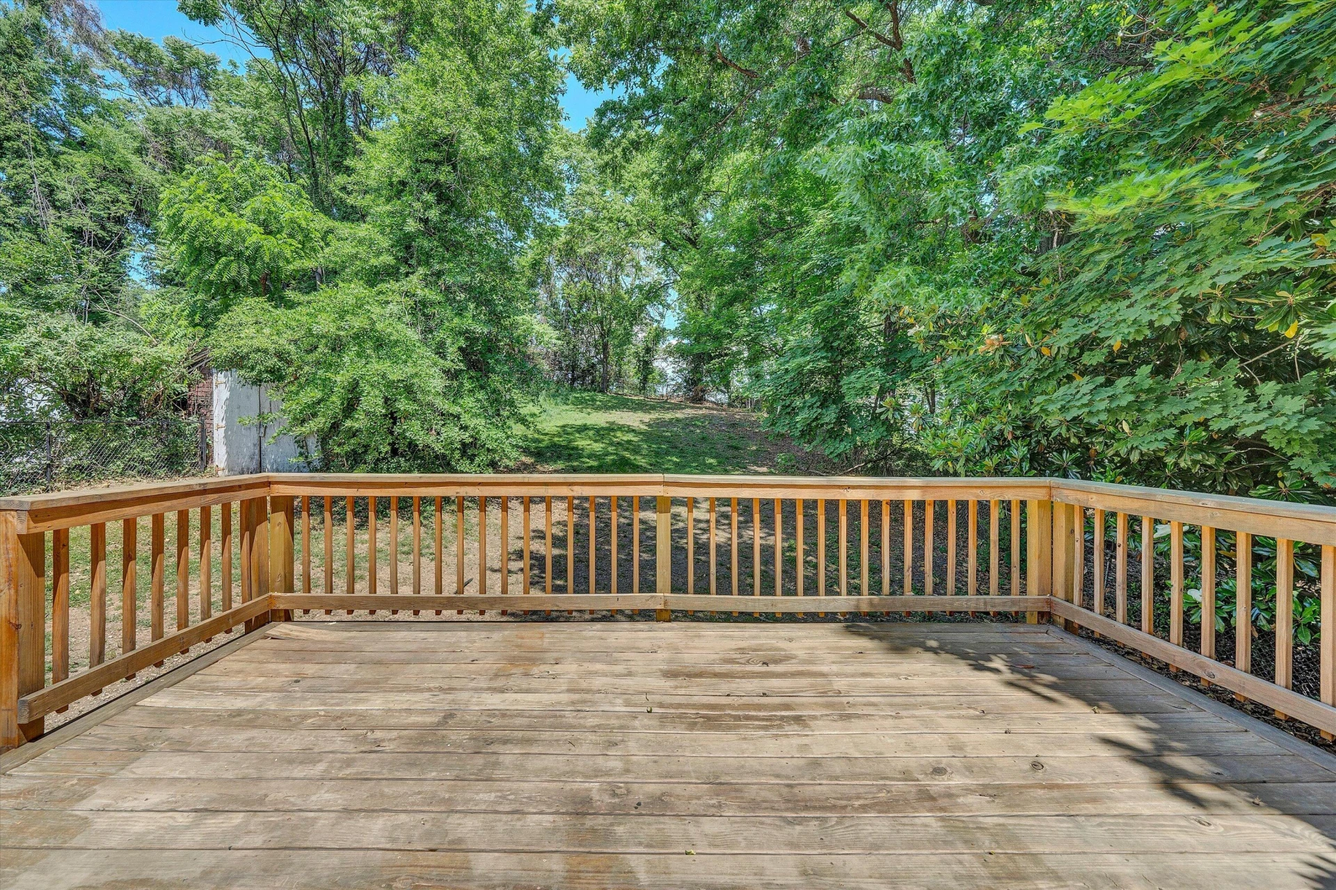 2143 Broadway AVE - Photo 35