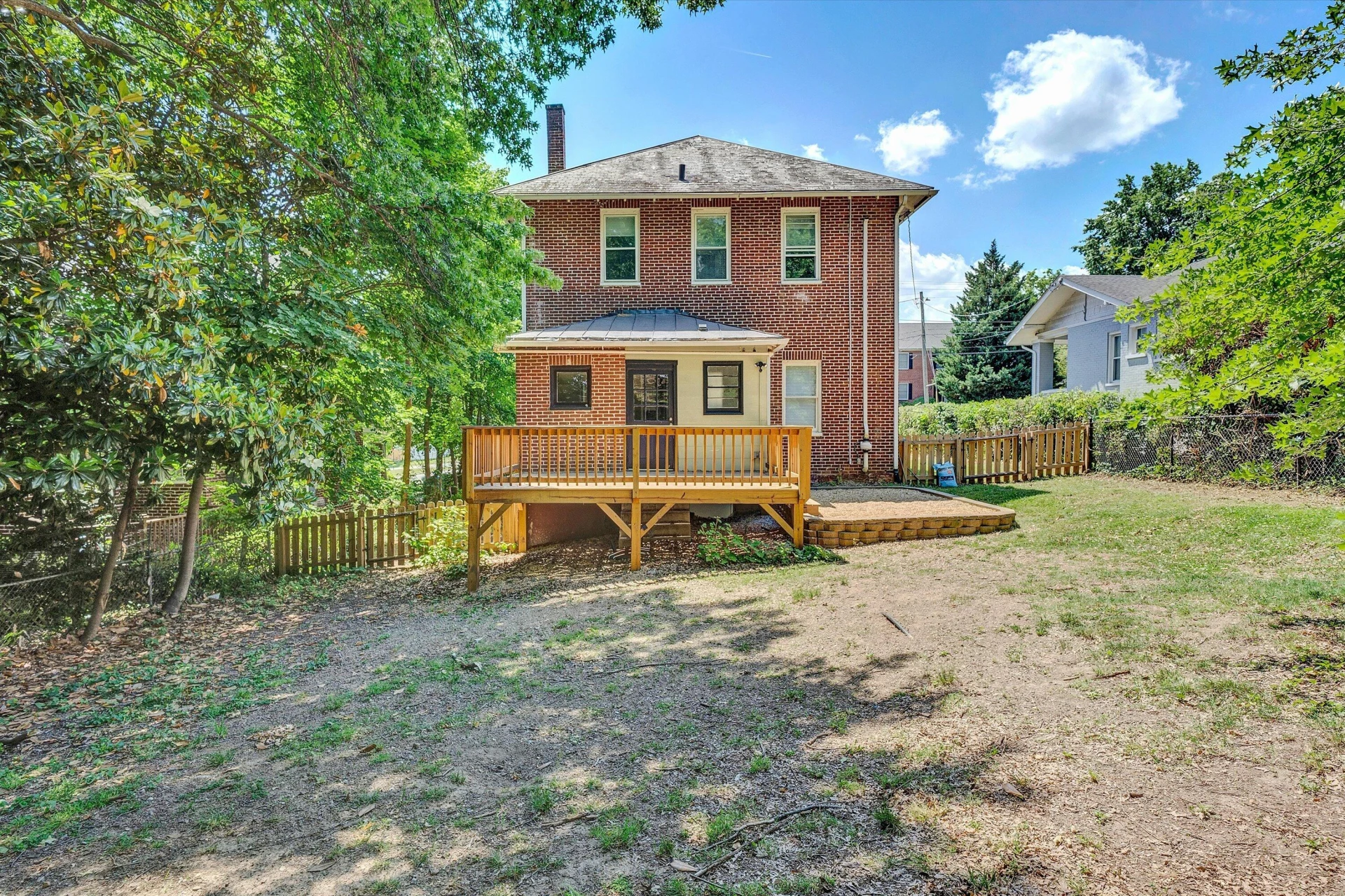 2143 Broadway AVE - Photo 40
