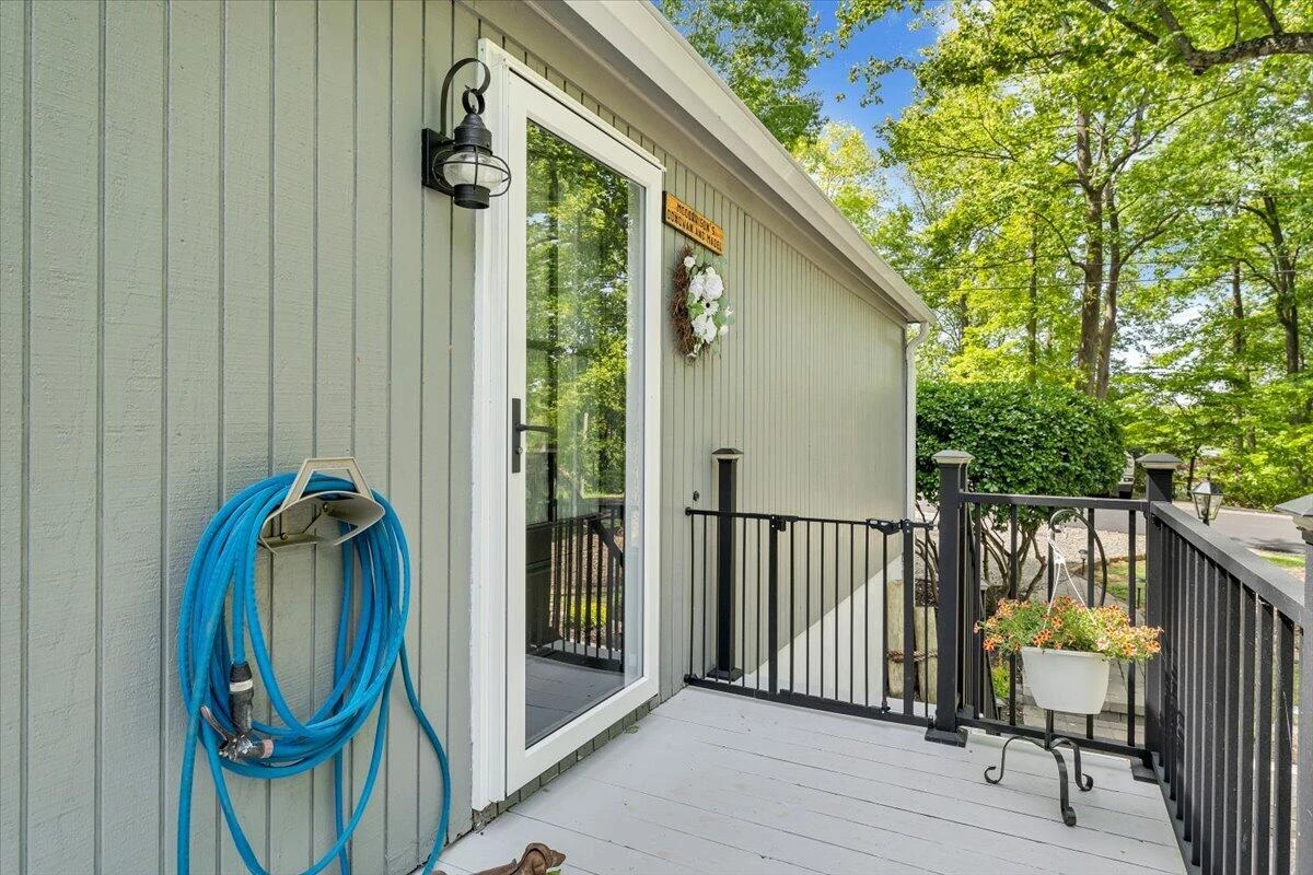 890 Long Island DR - Photo 14