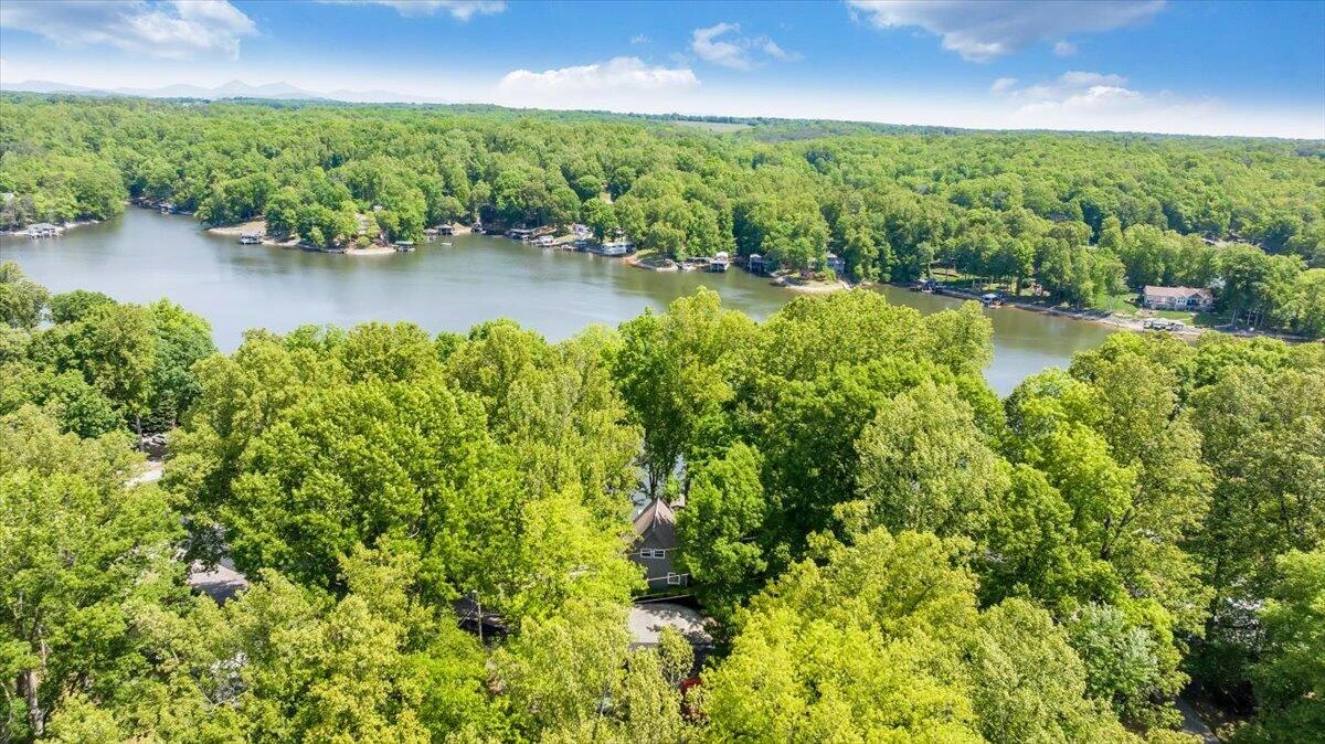 890 Long Island DR - Photo 105