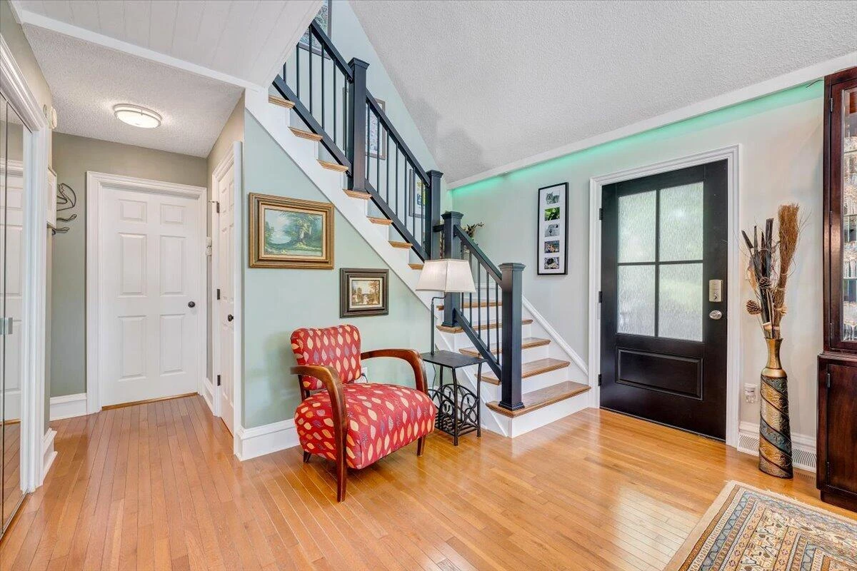 890 Long Island DR - Photo 15
