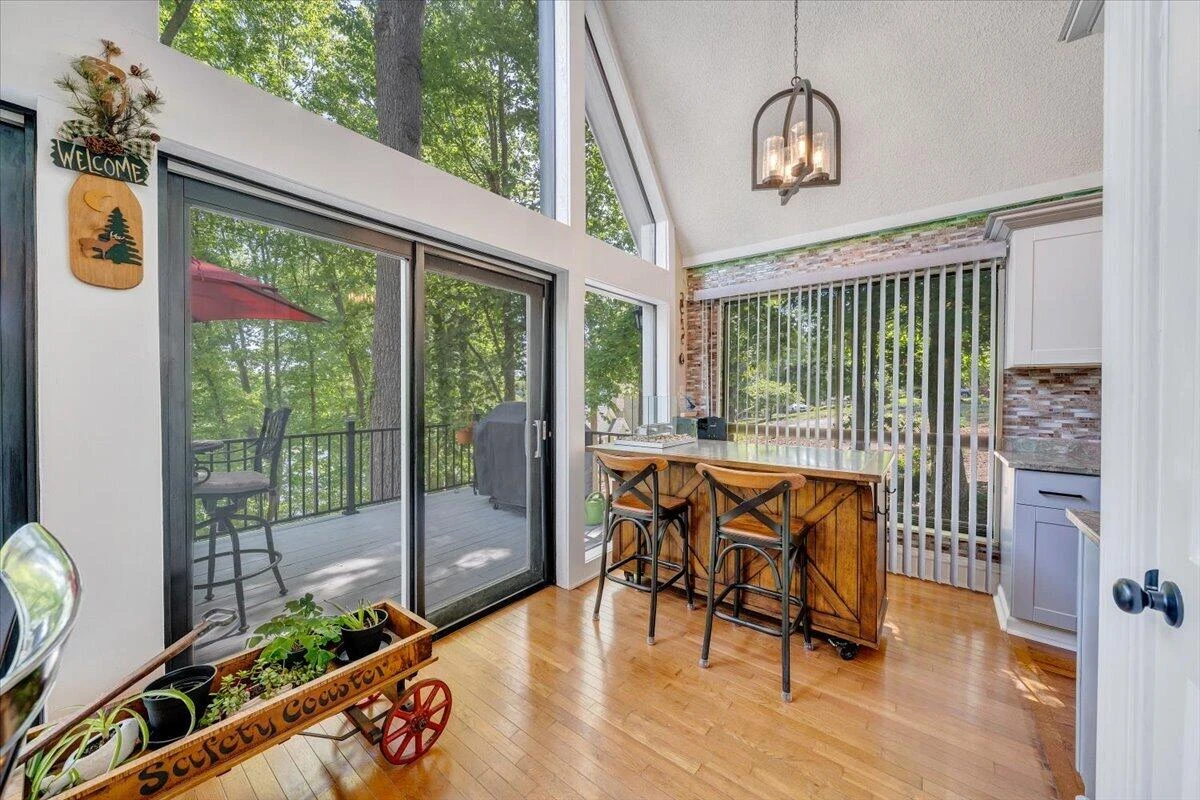 890 Long Island DR - Photo 24