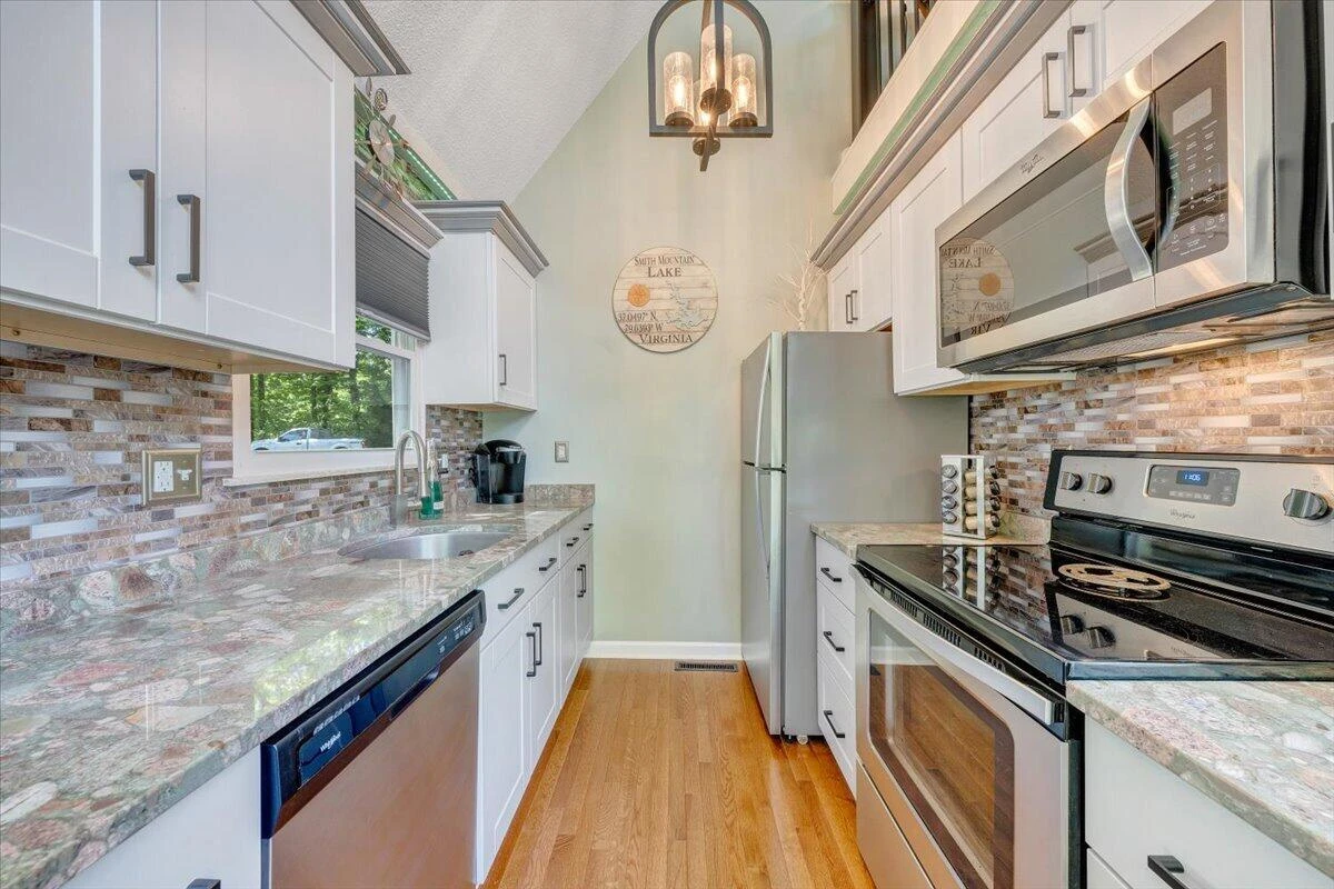 890 Long Island DR - Photo 29
