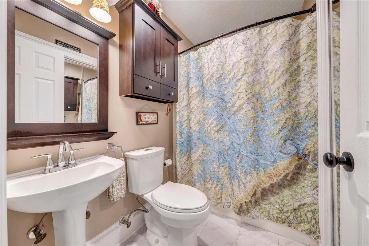 890 Long Island DR - Photo 38