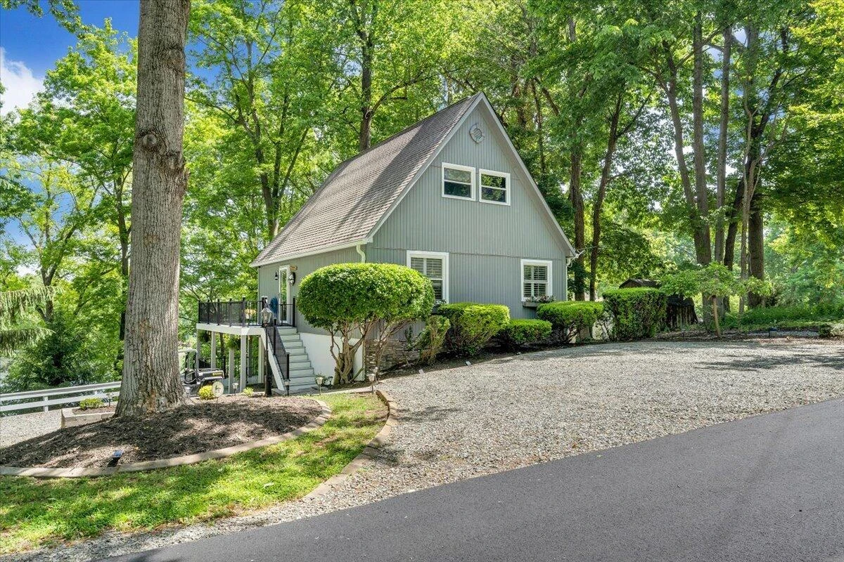 890 Long Island DR - Photo 11