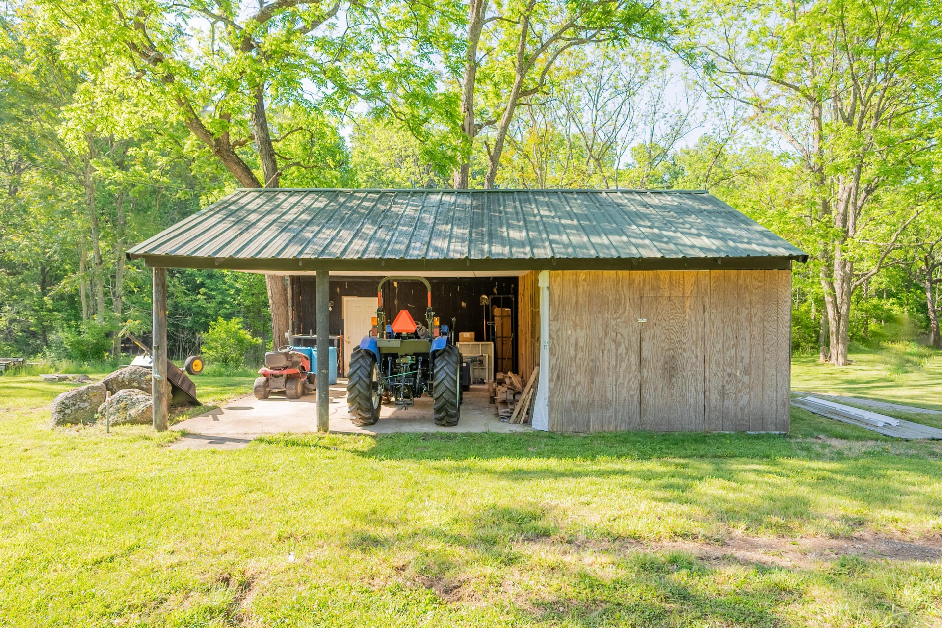 8730 Lee DR - Photo 17