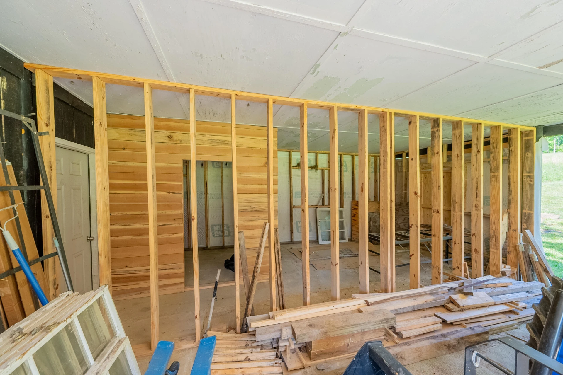 8730 Lee DR - Photo 18