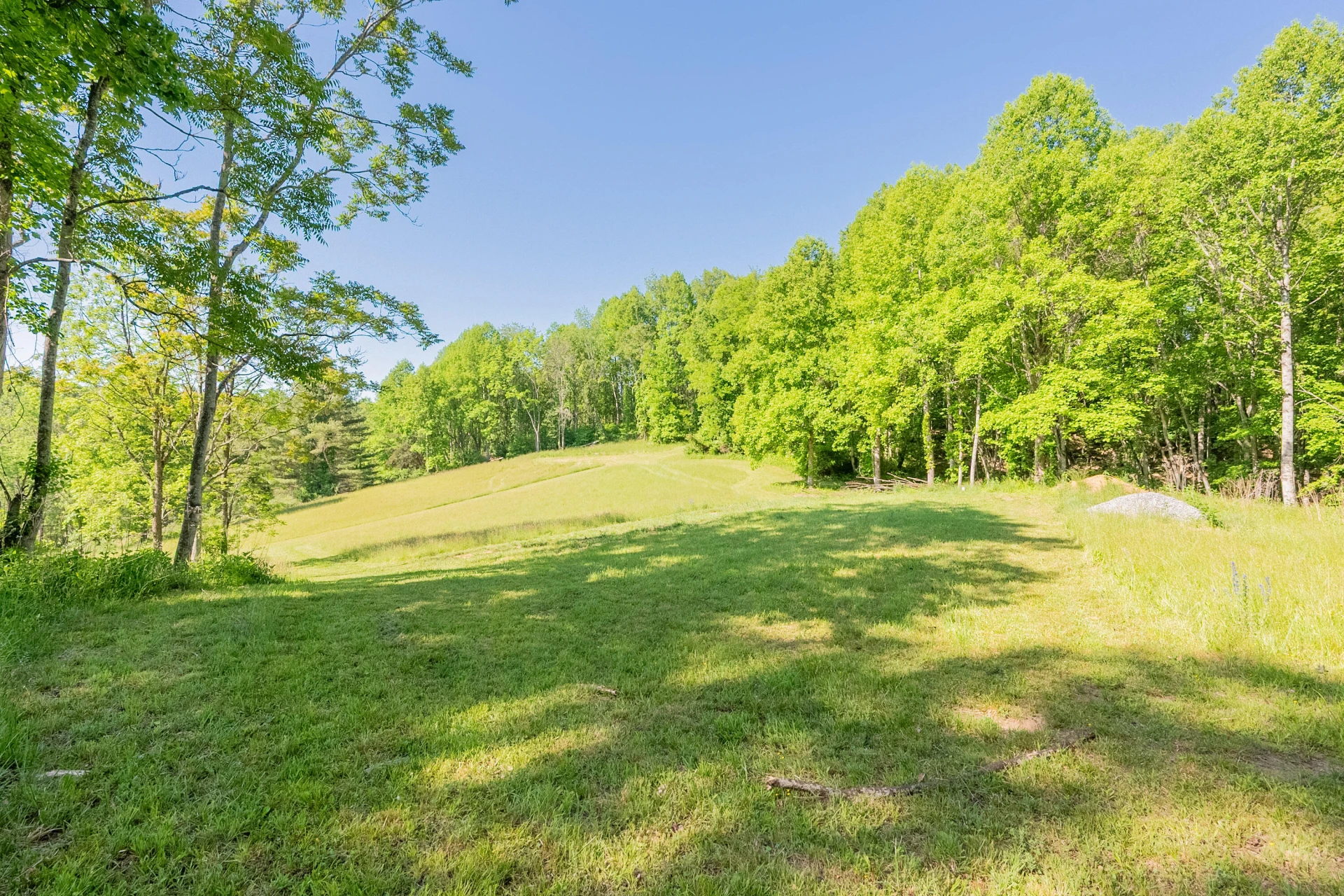 8730 Lee DR - Photo 32
