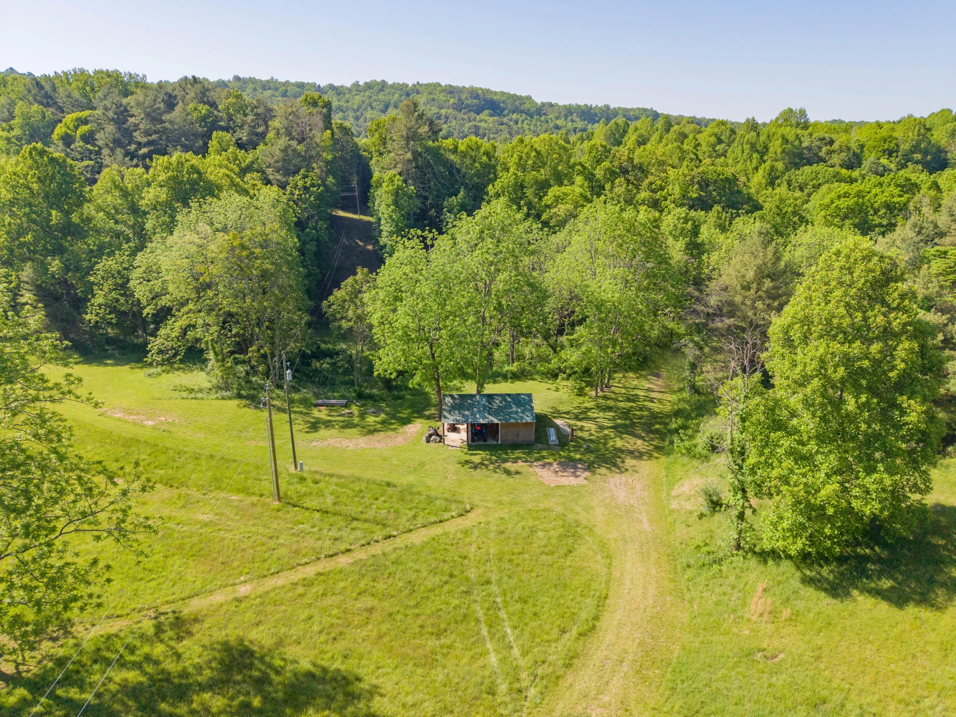 8730 Lee DR - Photo 4