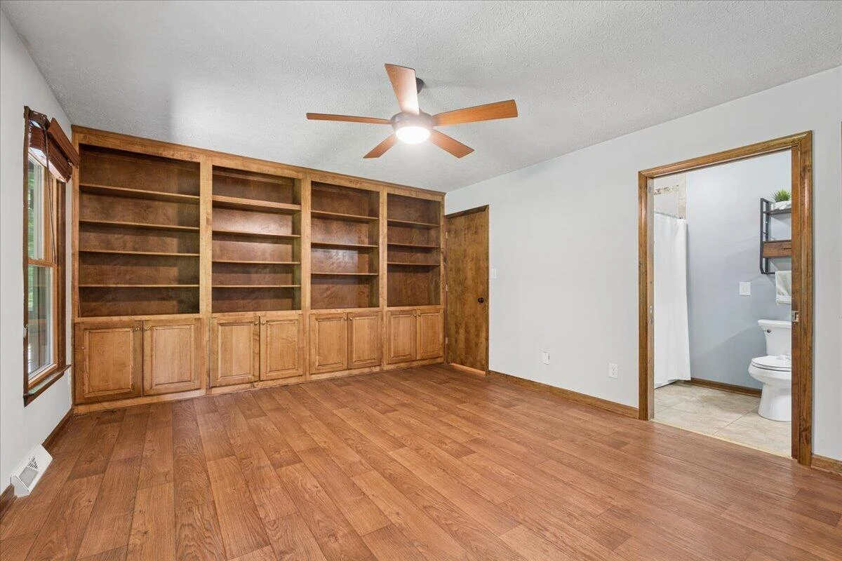 431 Langdon RD - Photo 17