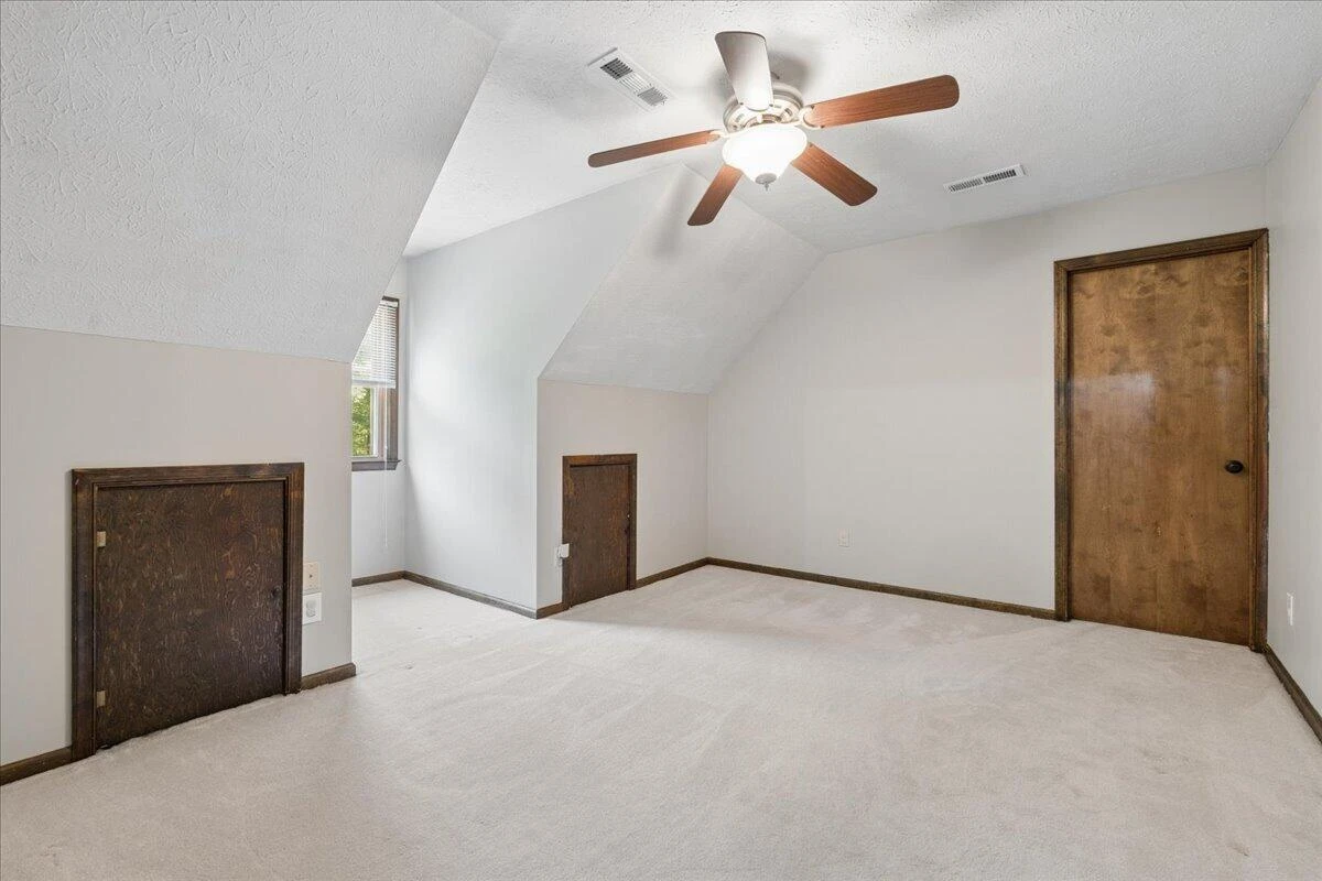 431 Langdon RD - Photo 28