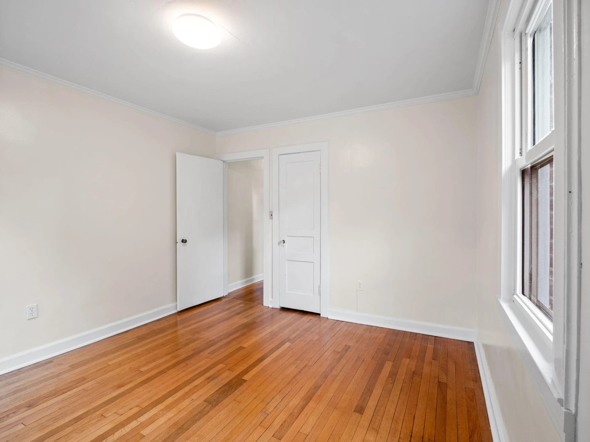 2421 Brandon AVE - Photo 28