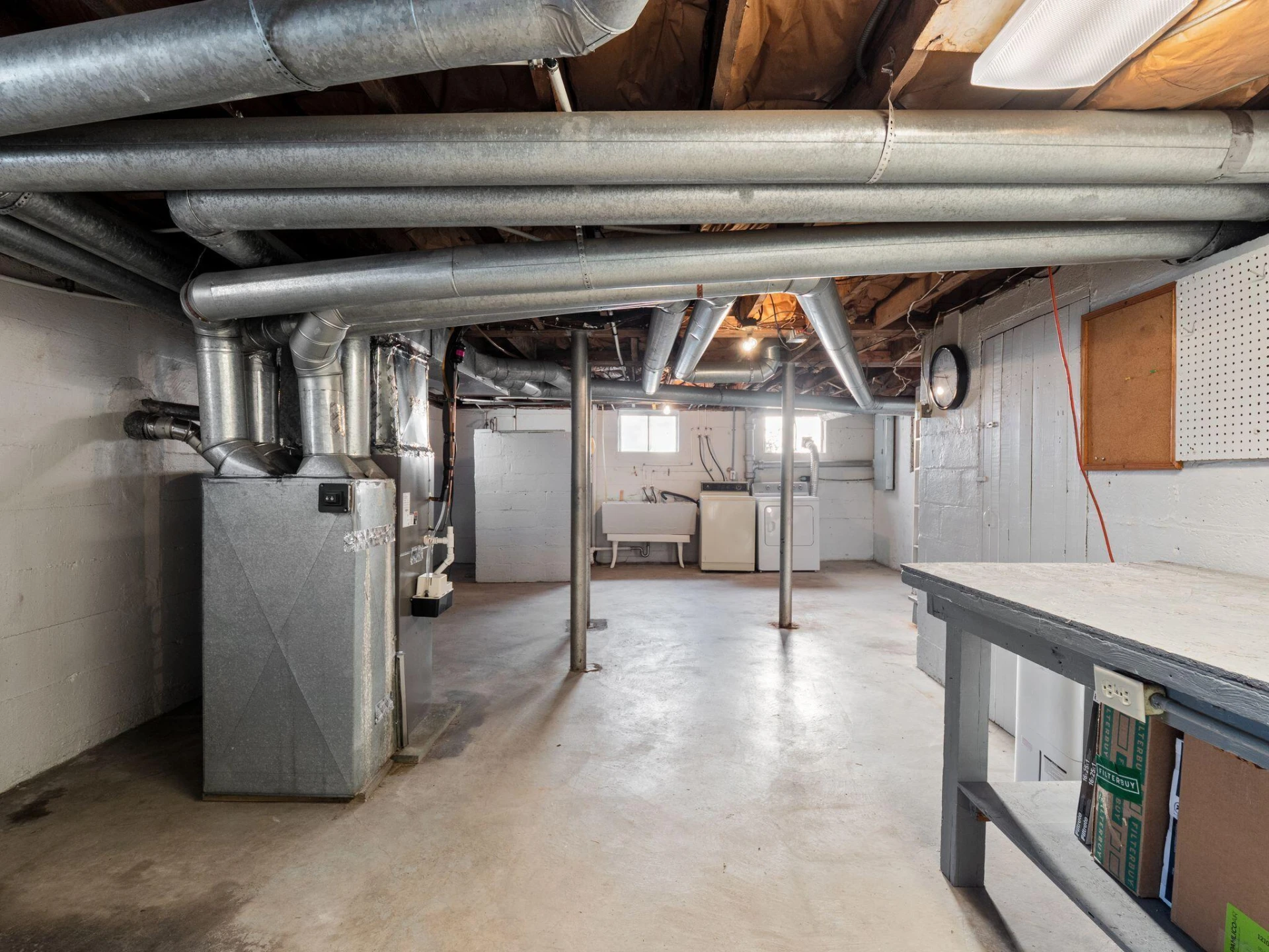 2421 Brandon AVE - Photo 35