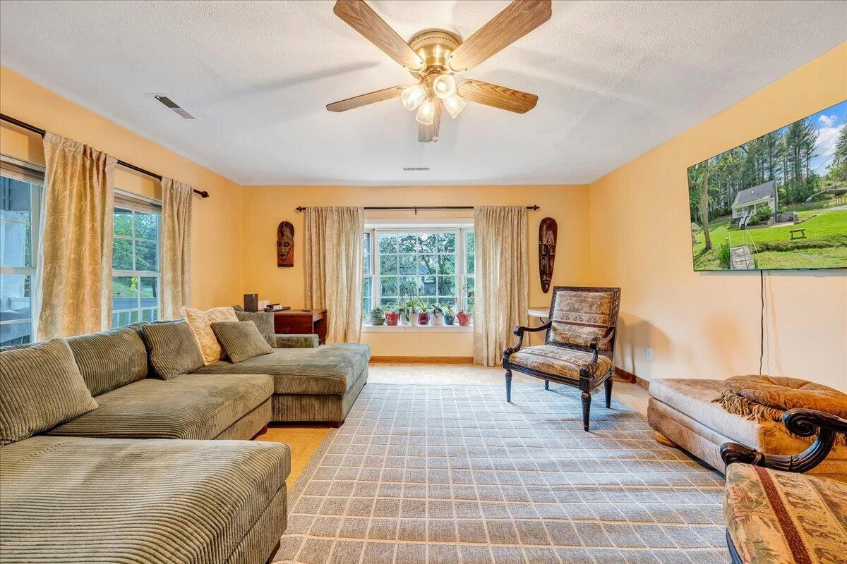 112 Shawsville Pike - Photo 16