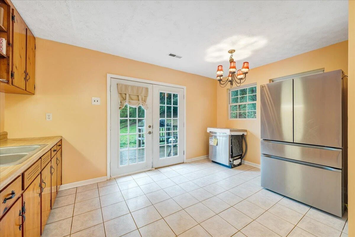 112 Shawsville Pike - Photo 21