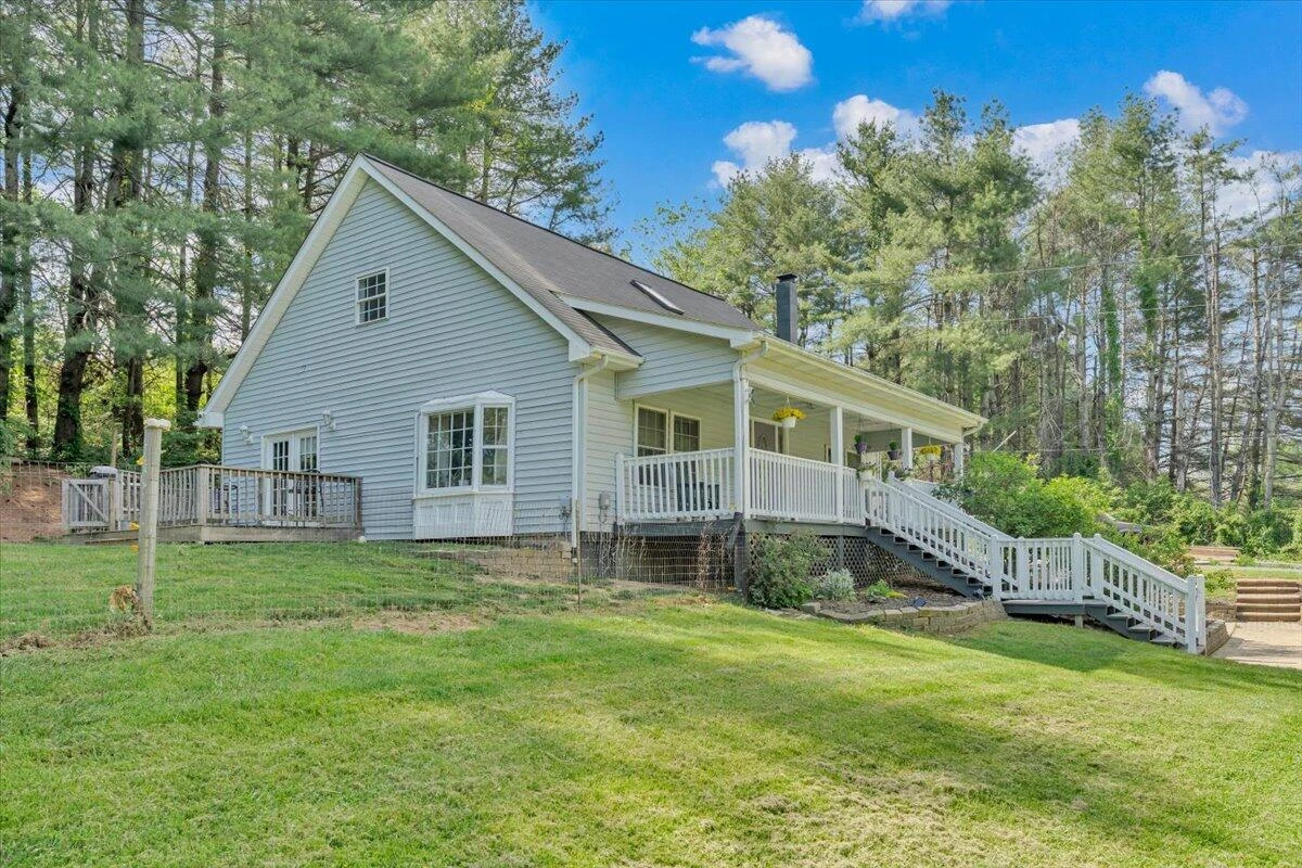 112 Shawsville Pike - Photo 36