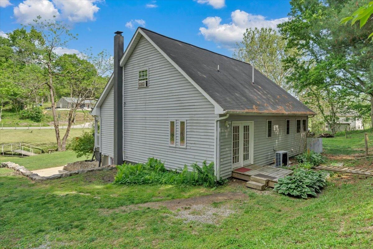 112 Shawsville Pike - Photo 41