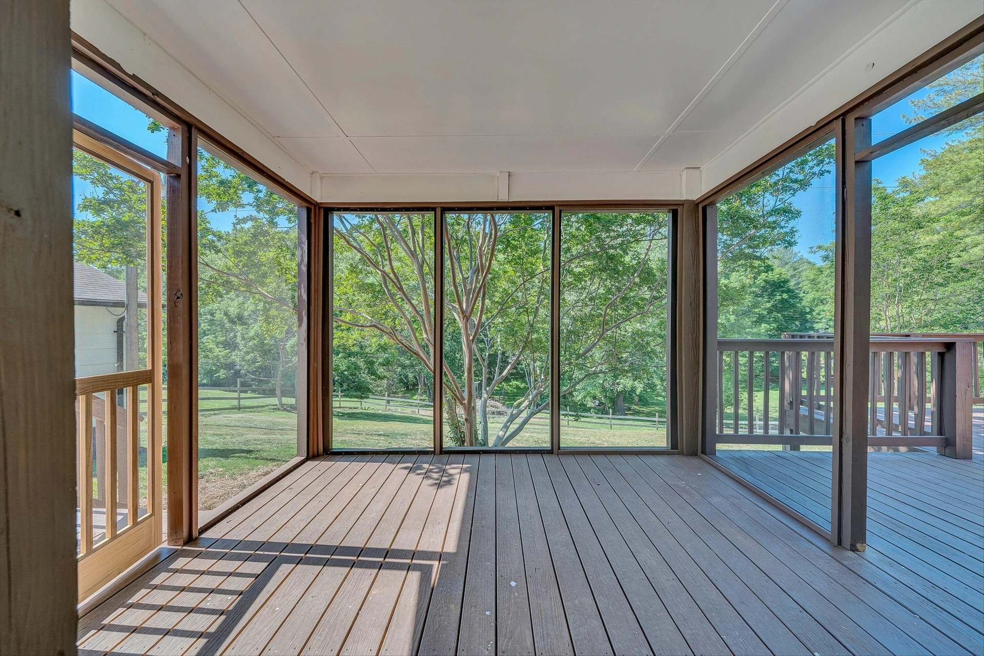 1410 Lakeridge CIR - Photo 20