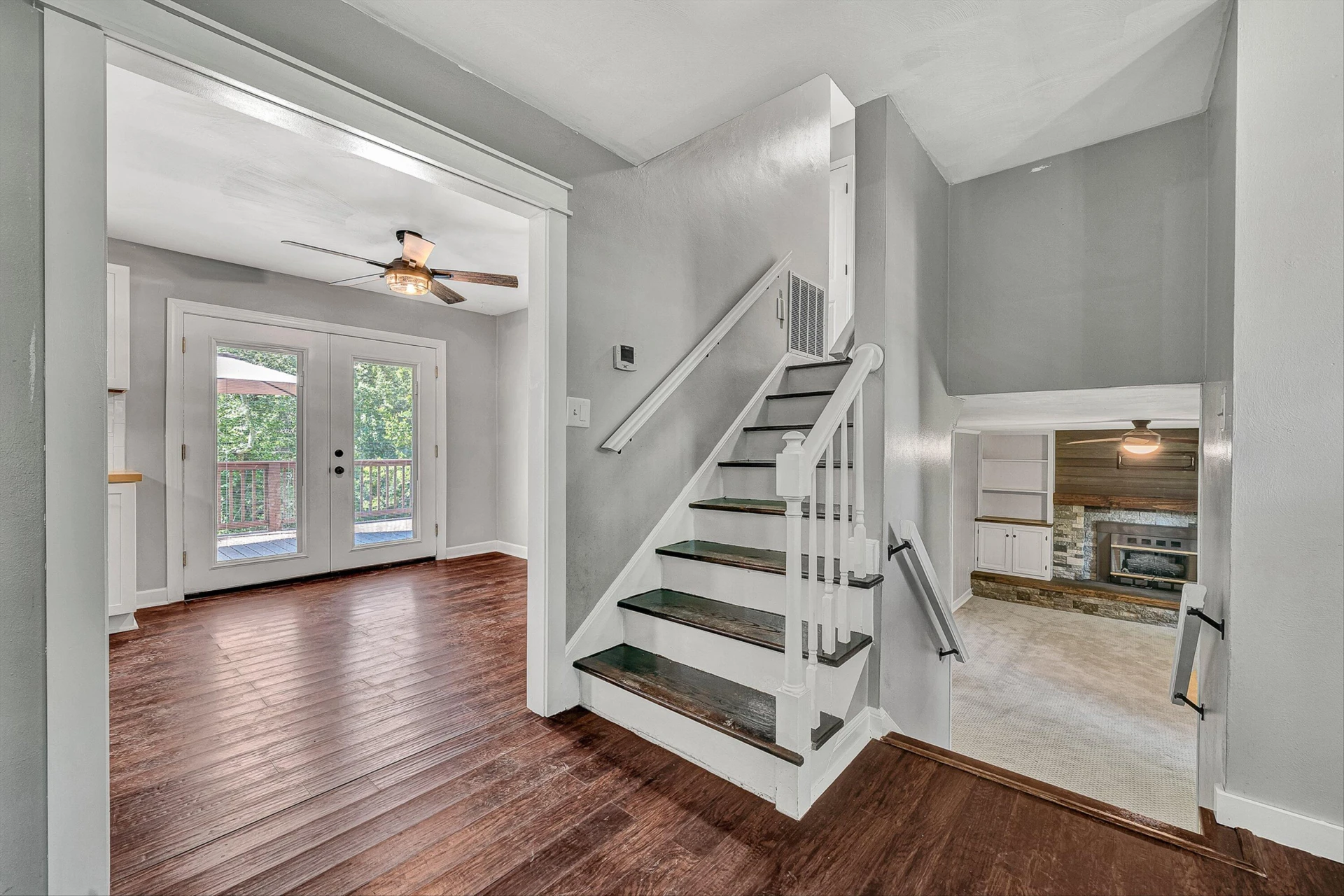 1410 Lakeridge CIR - Photo 23