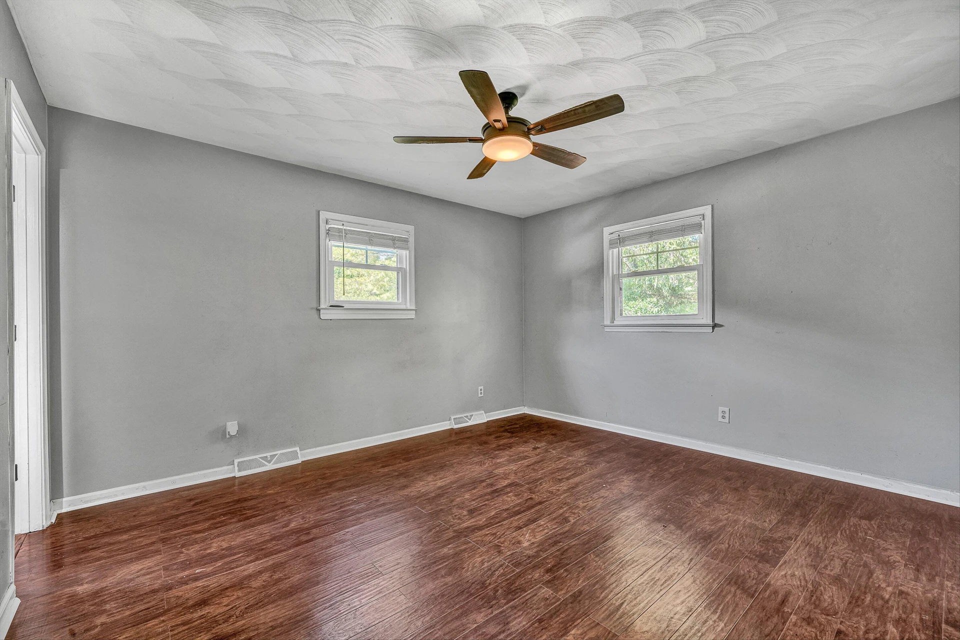 1410 Lakeridge CIR - Photo 29
