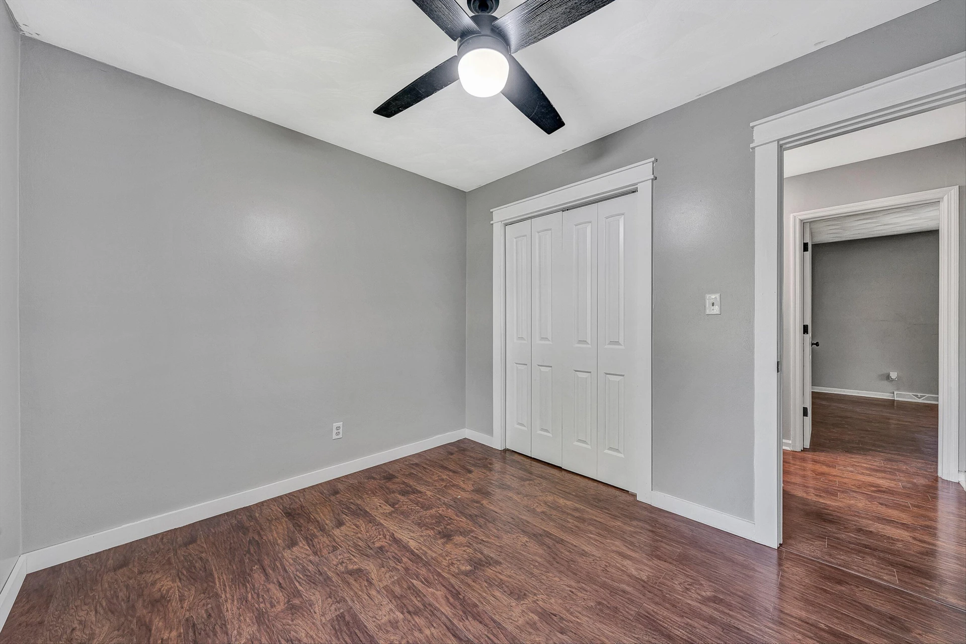 1410 Lakeridge CIR - Photo 37