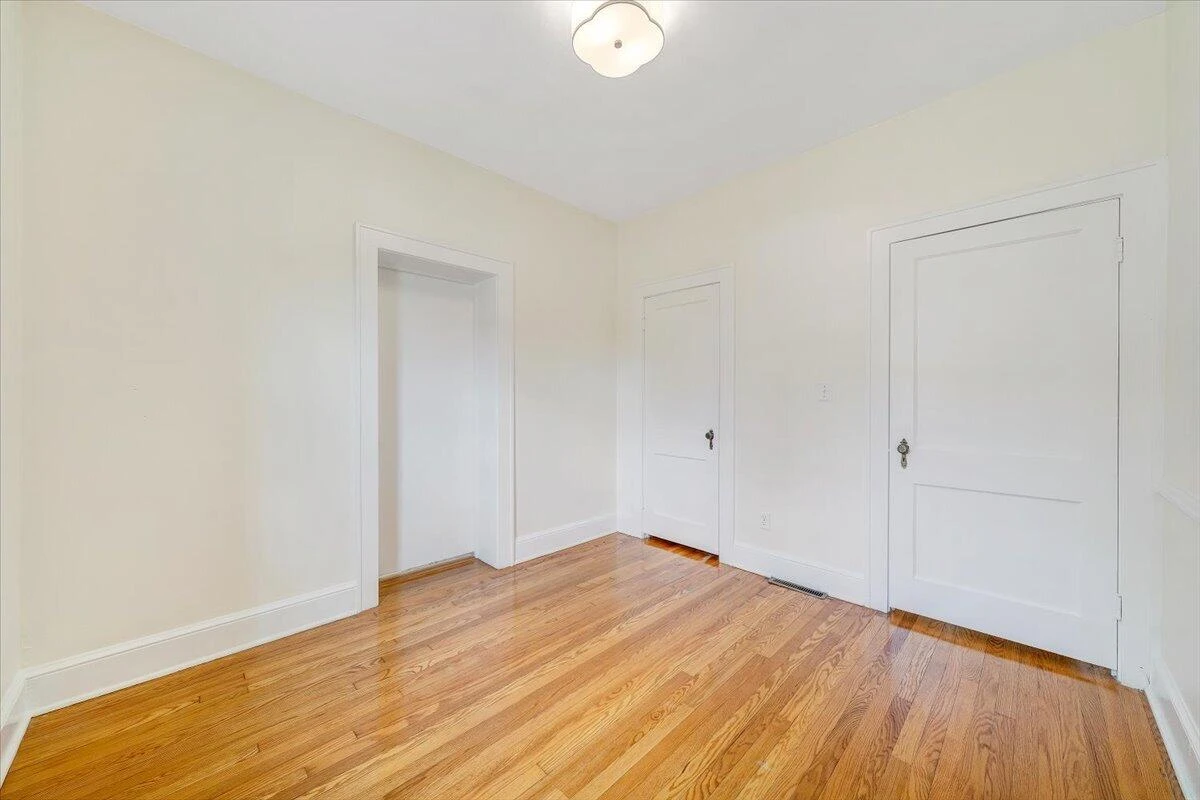 3116 Spring RD SW - Photo 19