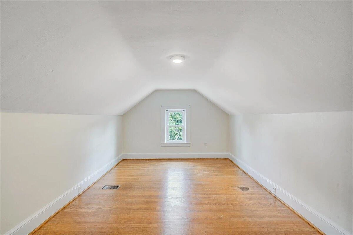 3116 Spring RD SW - Photo 27