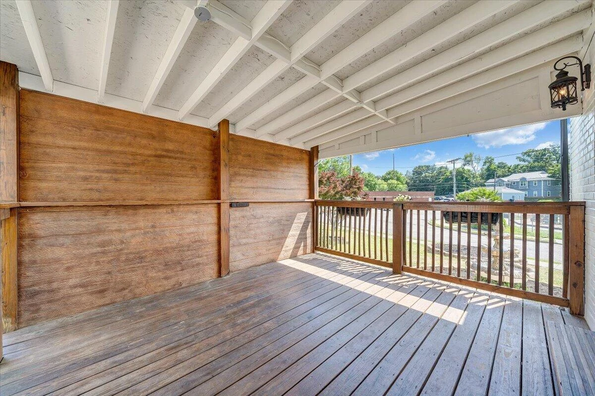 3116 Spring RD SW - Photo 32