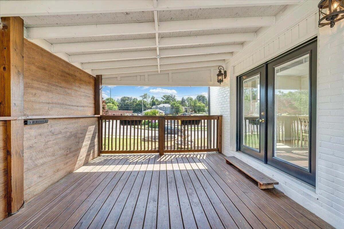 3116 Spring RD SW - Photo 33