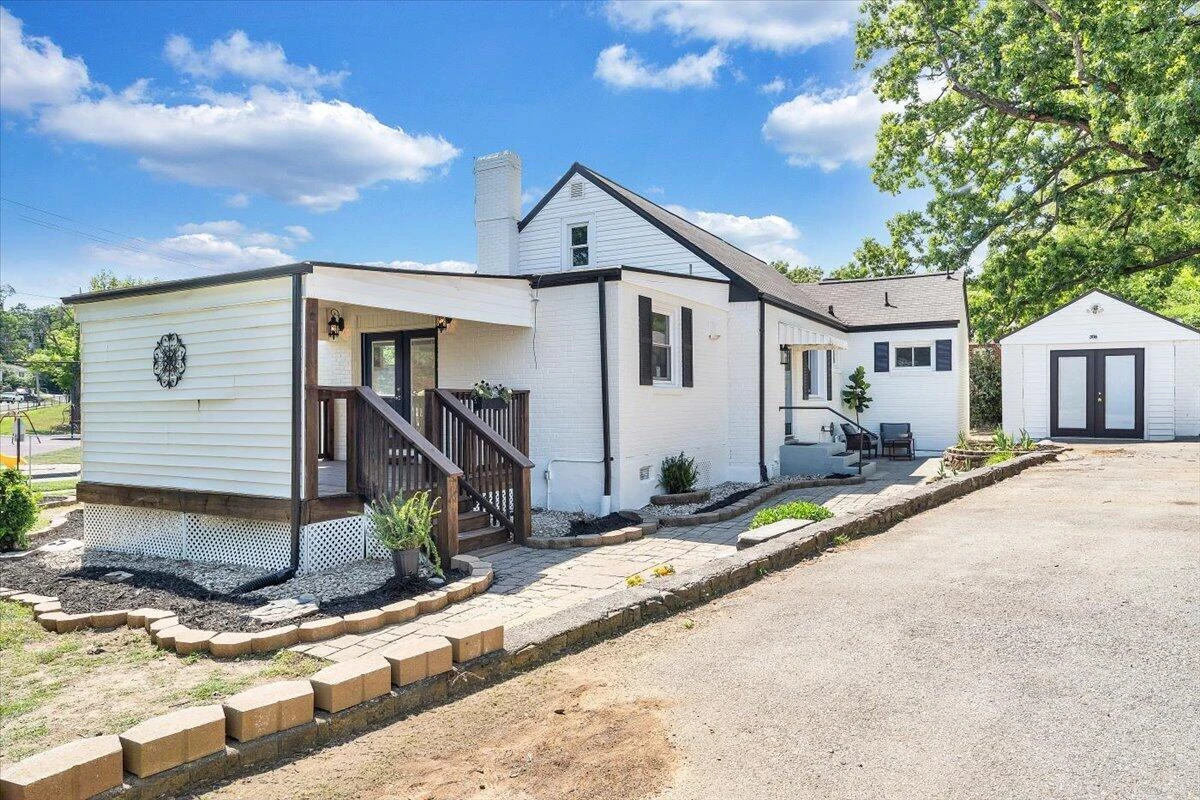 3116 Spring RD SW - Photo 35