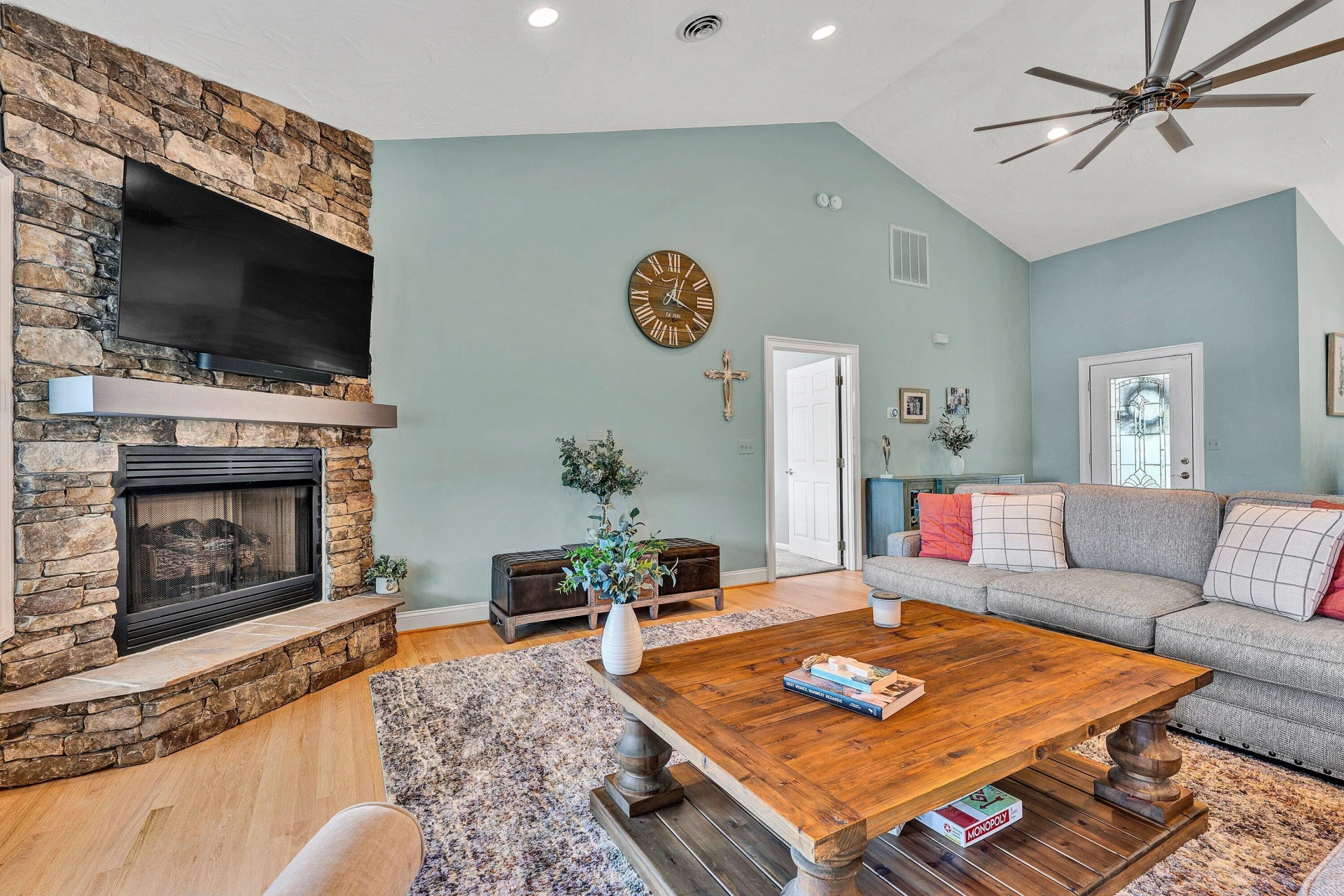 2245 Thomason LN - Photo 21