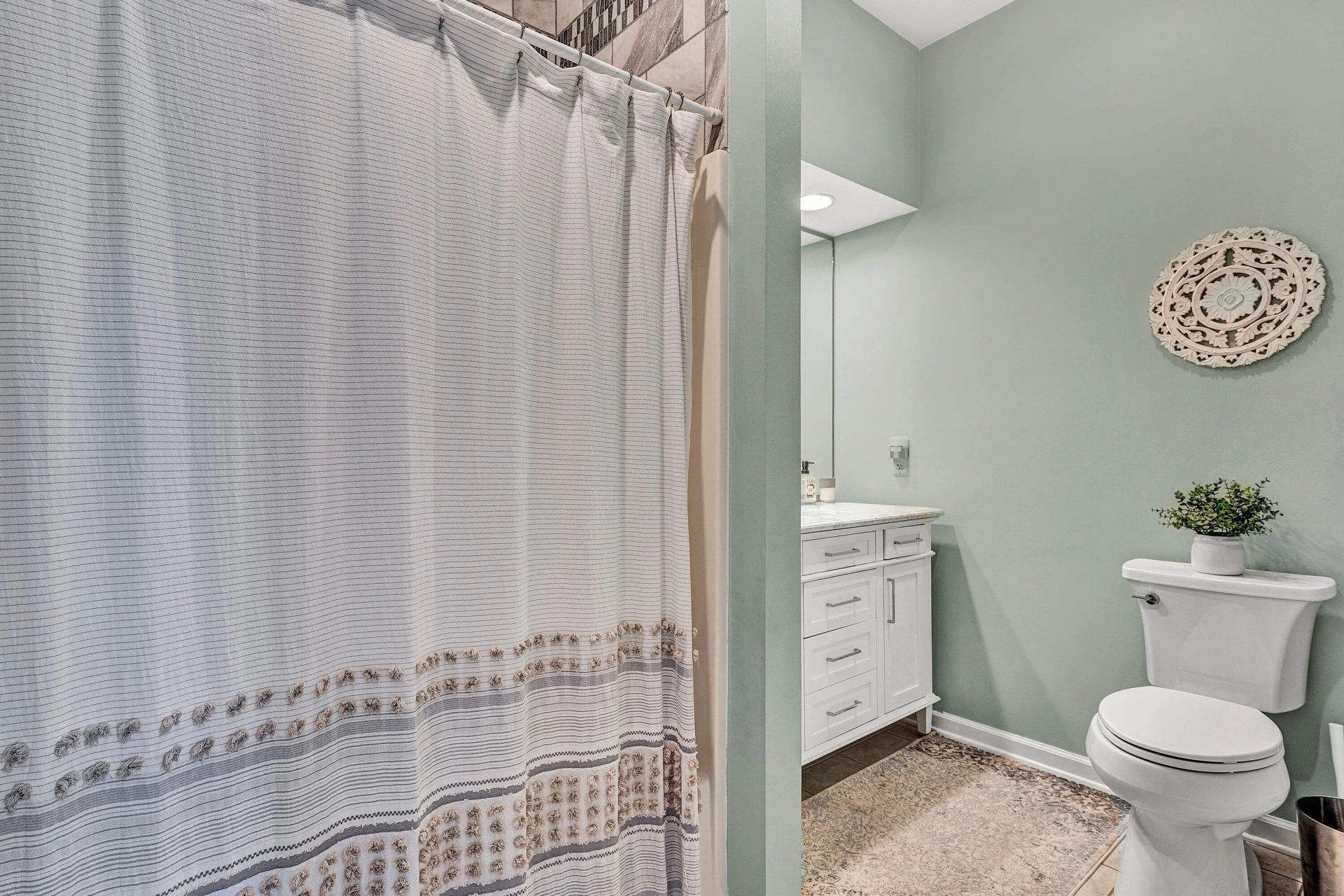 2245 Thomason LN - Photo 28