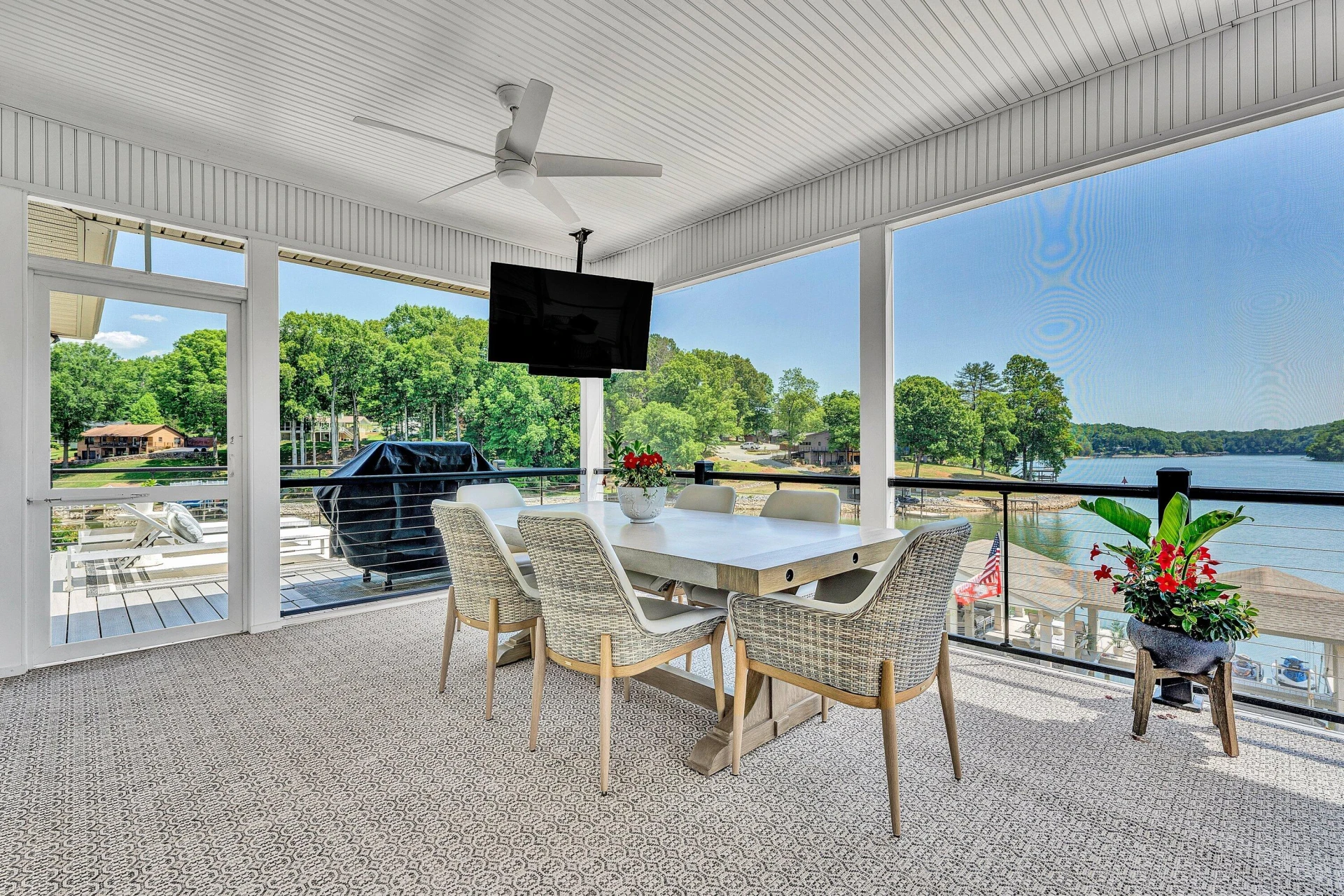 2245 Thomason LN - Photo 34